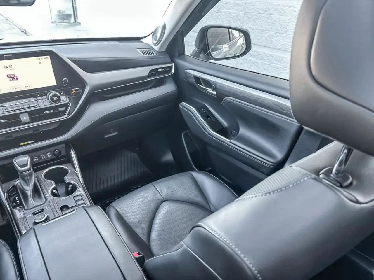 Toyota Highlander снимка Toyota Highlander