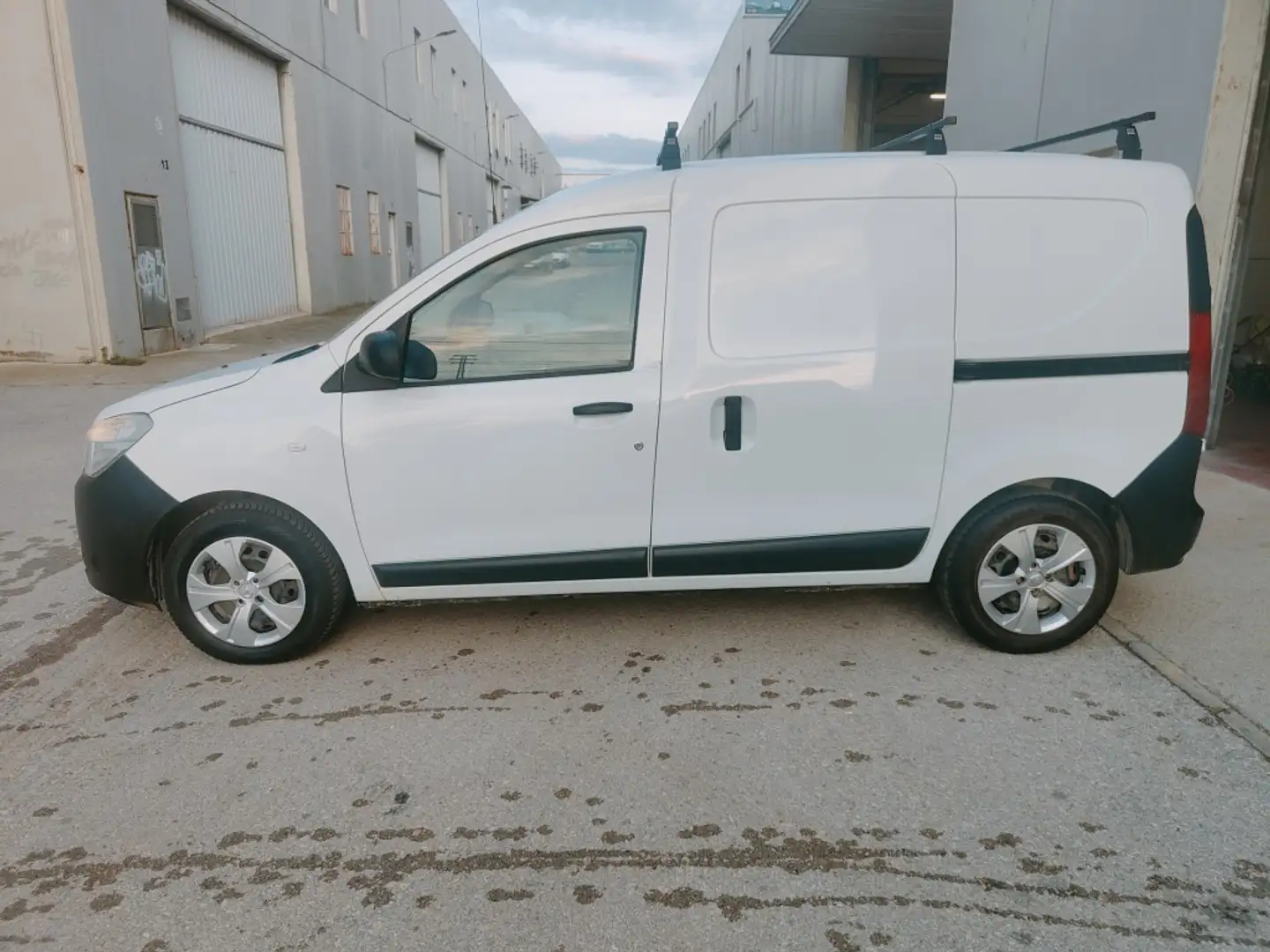 Dacia Dokker Comercial Van 1.5Blue dCi Essential 70kW Blanco - 1