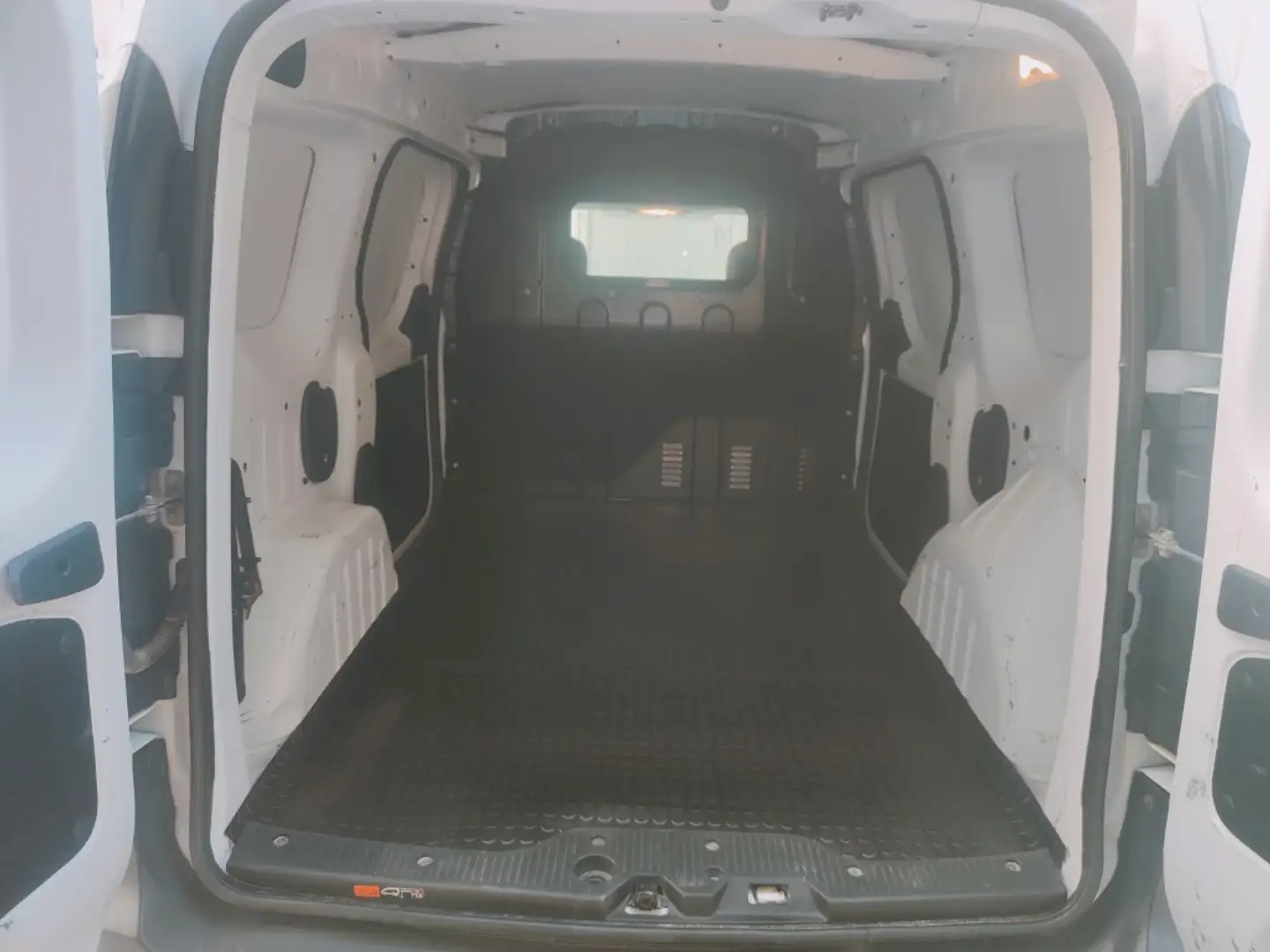 Dacia Dokker Comercial Van 1.5Blue dCi Essential 70kW Weiß - 1