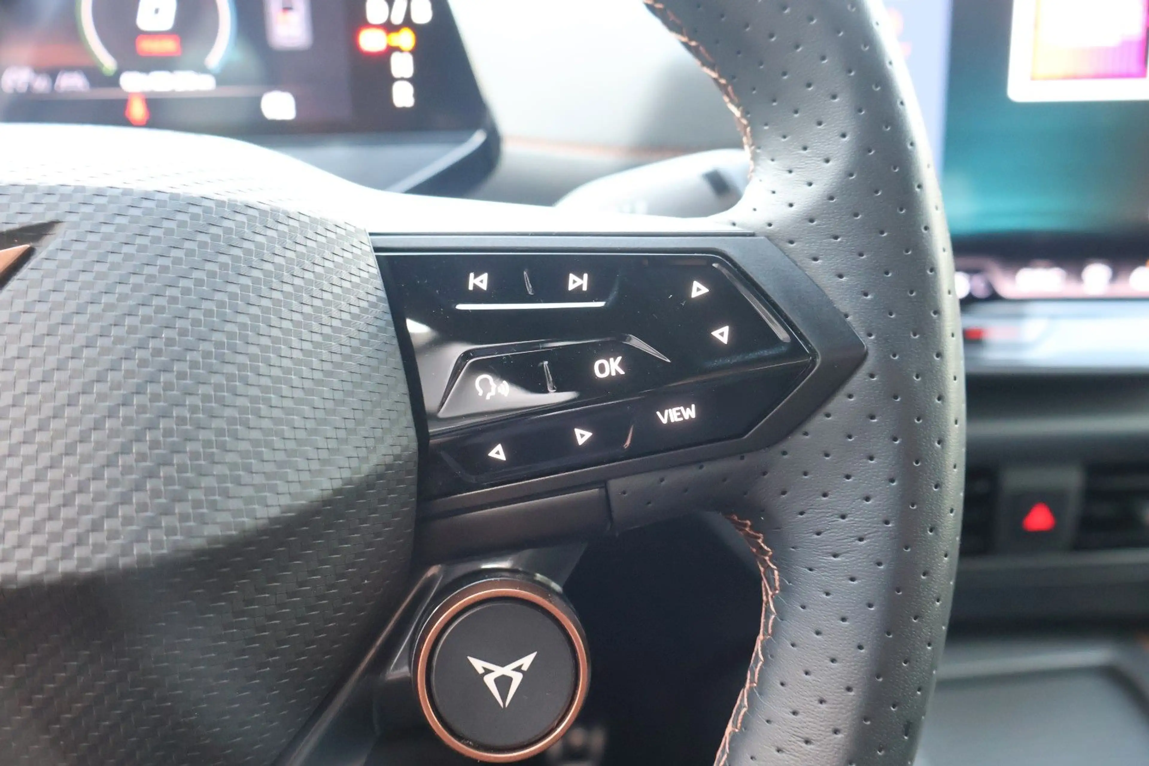 CUPRA Born 170 kW Alu 19 Zoll/Batterie 63 kWh — photo 20