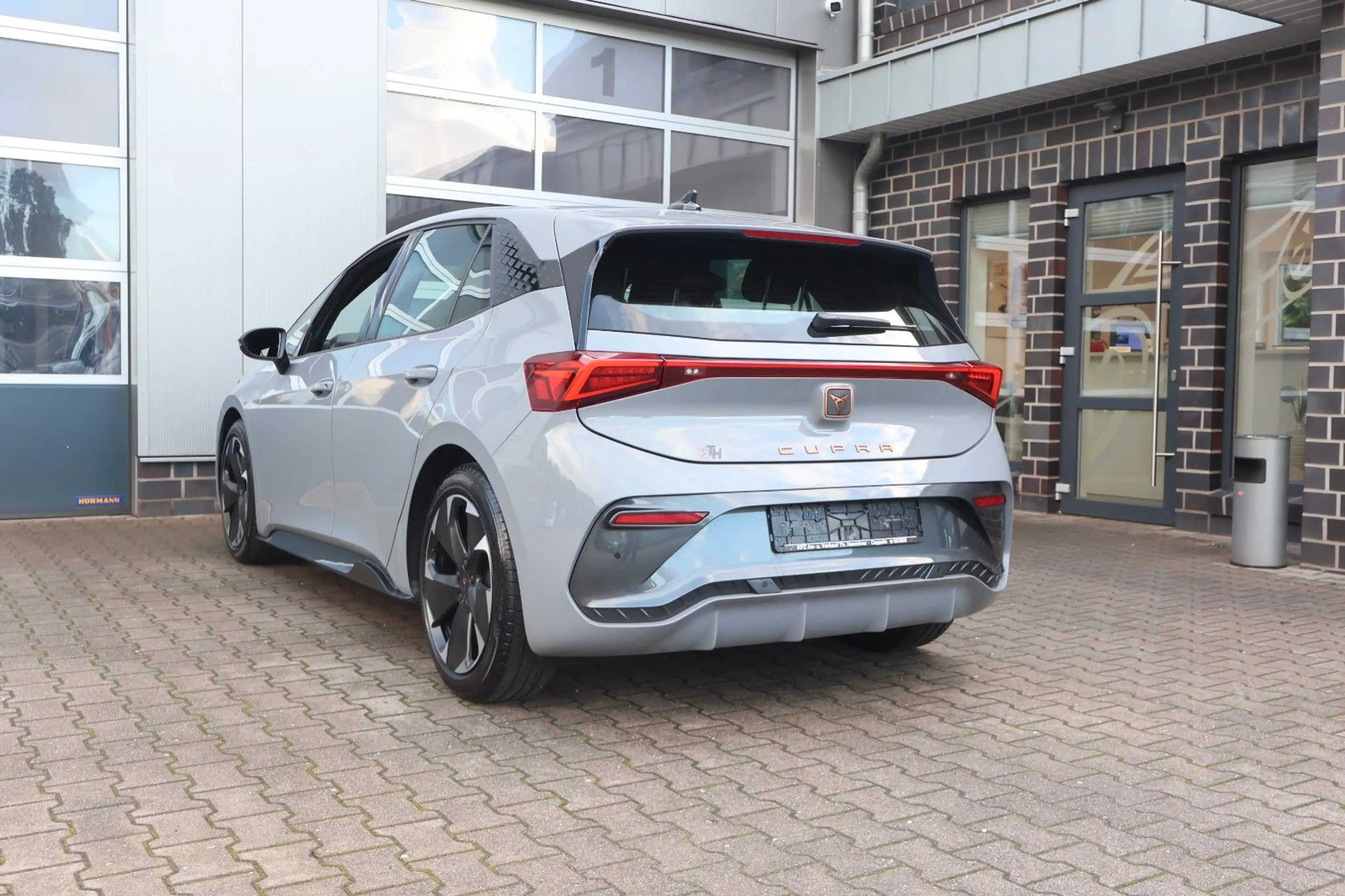CUPRA Born 170 kW Alu 19 Zoll/Batterie 63 kWh — photo 37