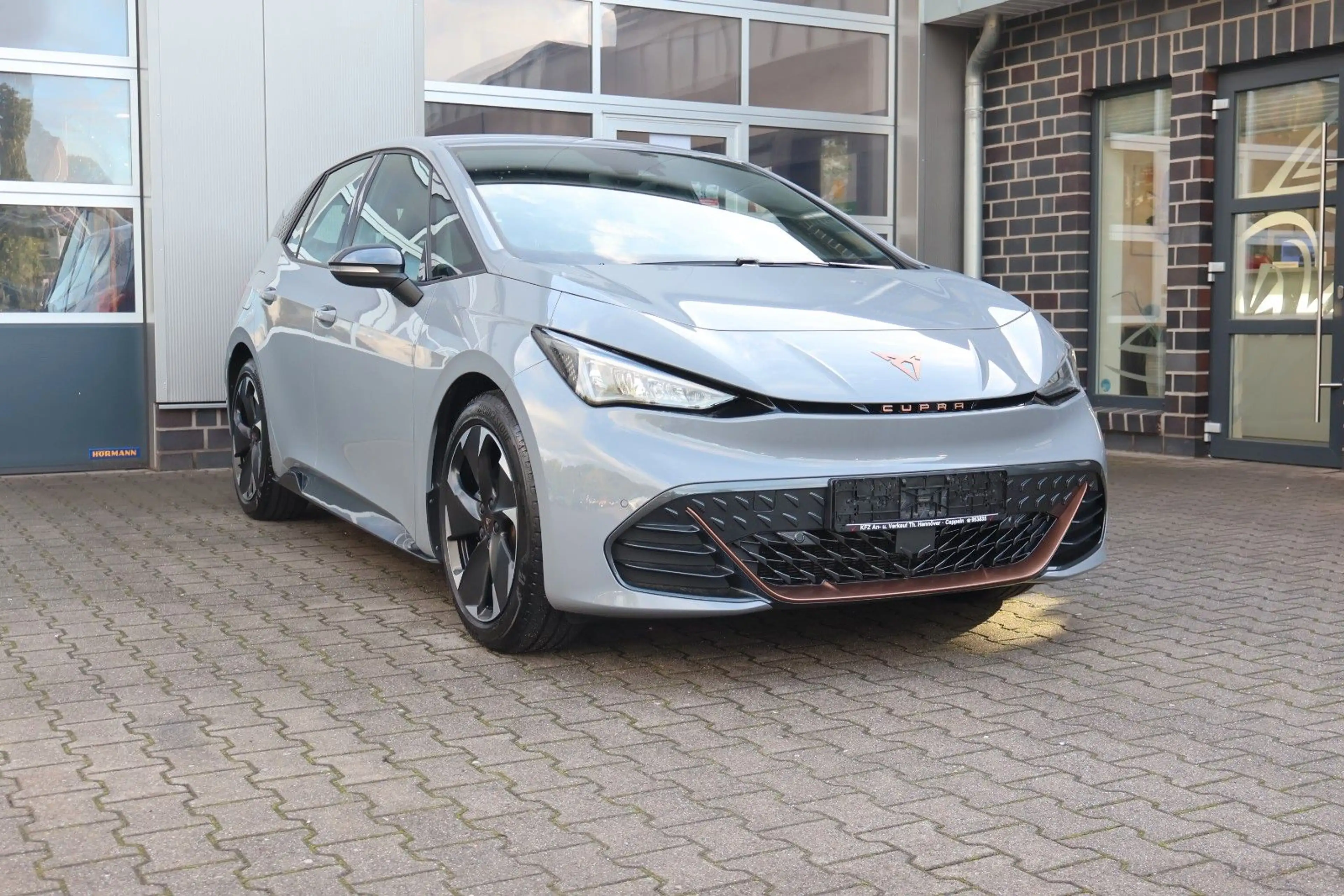 CUPRA Born 170 kW Alu 19 Zoll/Batterie 63 kWh — photo 5
