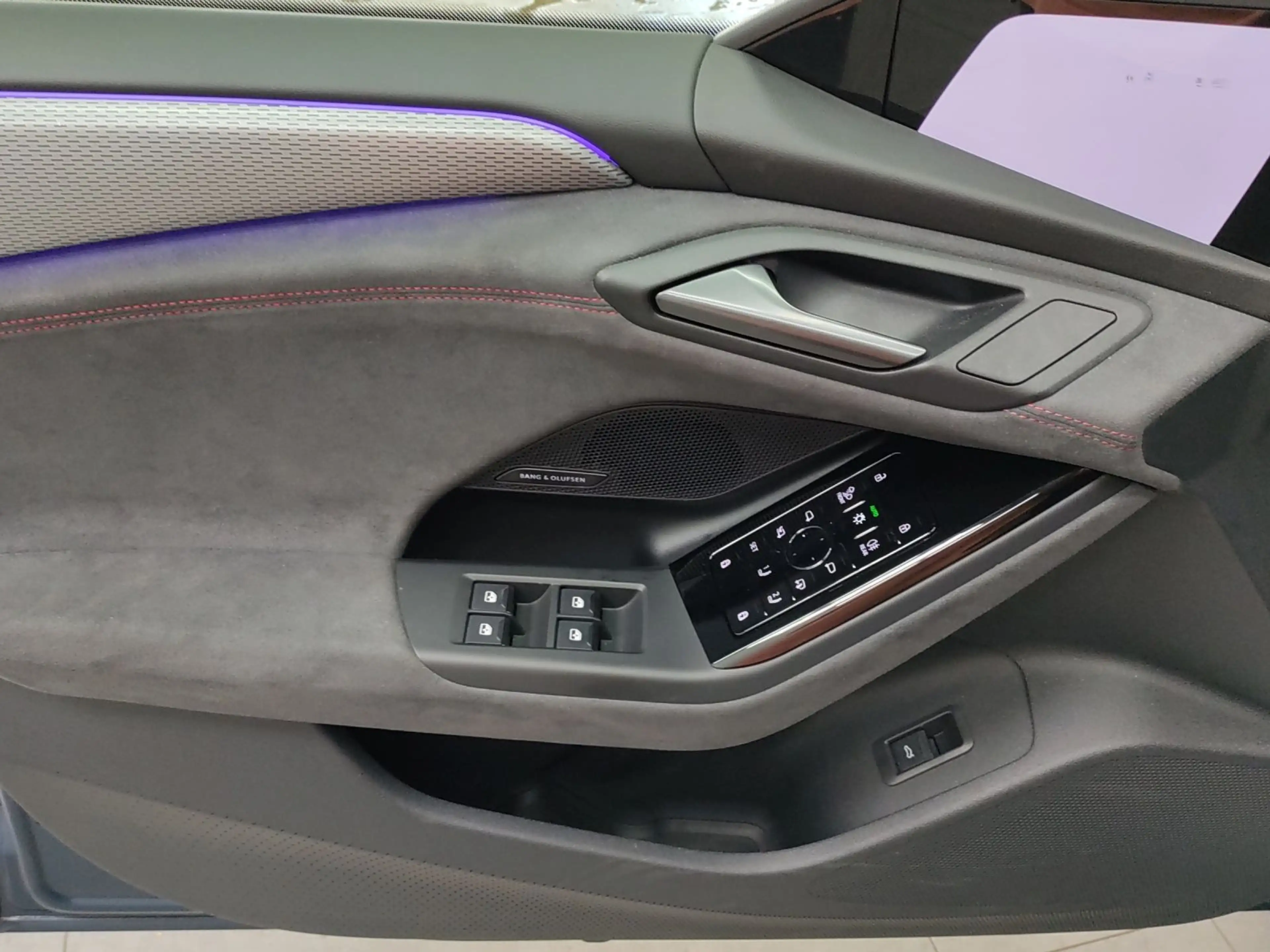 Audi A6 e-tron S LINE LM21 AHK OLED VIRT-SPIEGE — photo 8
