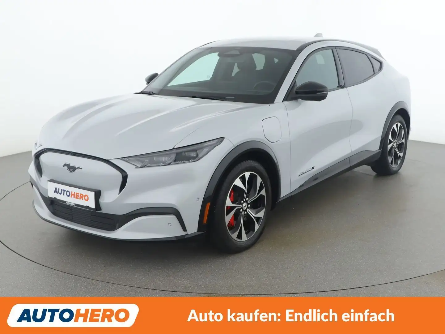 Ford Mustang Mach-E electric drive 258 kW AWD Weiß - 1