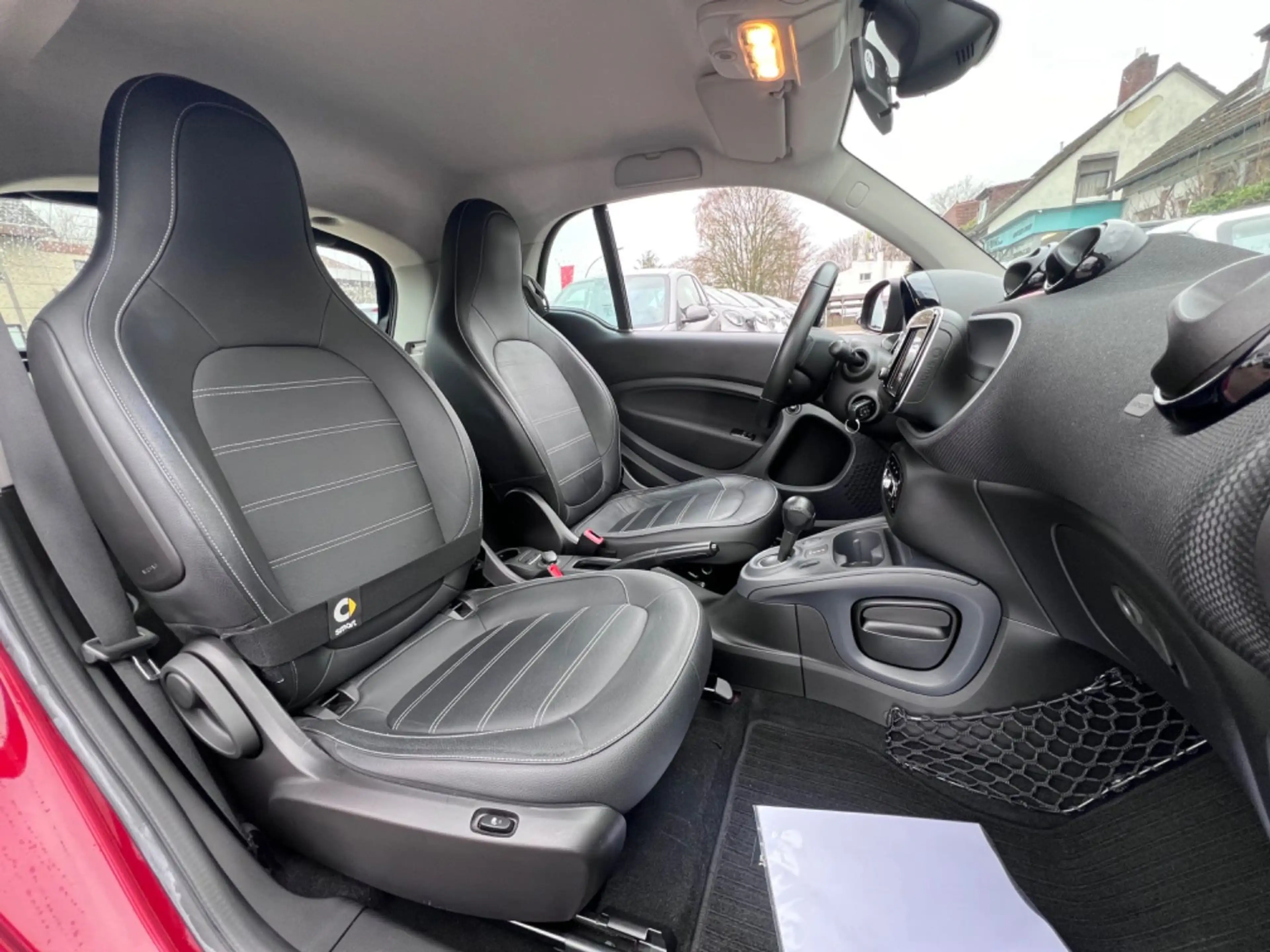 smart forTwo *PRIME*NAVI*LEDER*SITZHEIZUNG*90PS*SPORT* — photo 15
