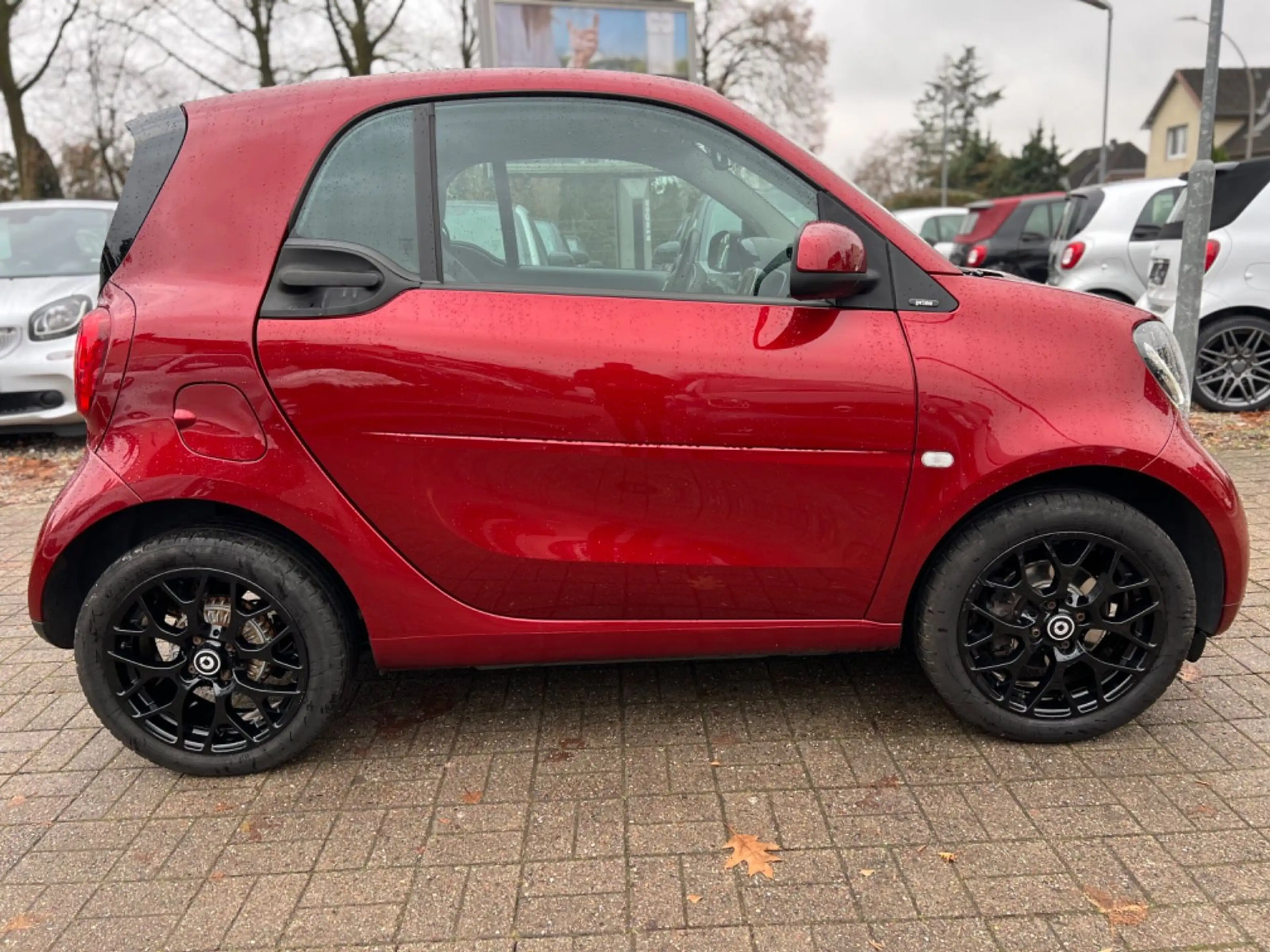 smart forTwo *PRIME*NAVI*LEDER*SITZHEIZUNG*90PS*SPORT* — photo 2
