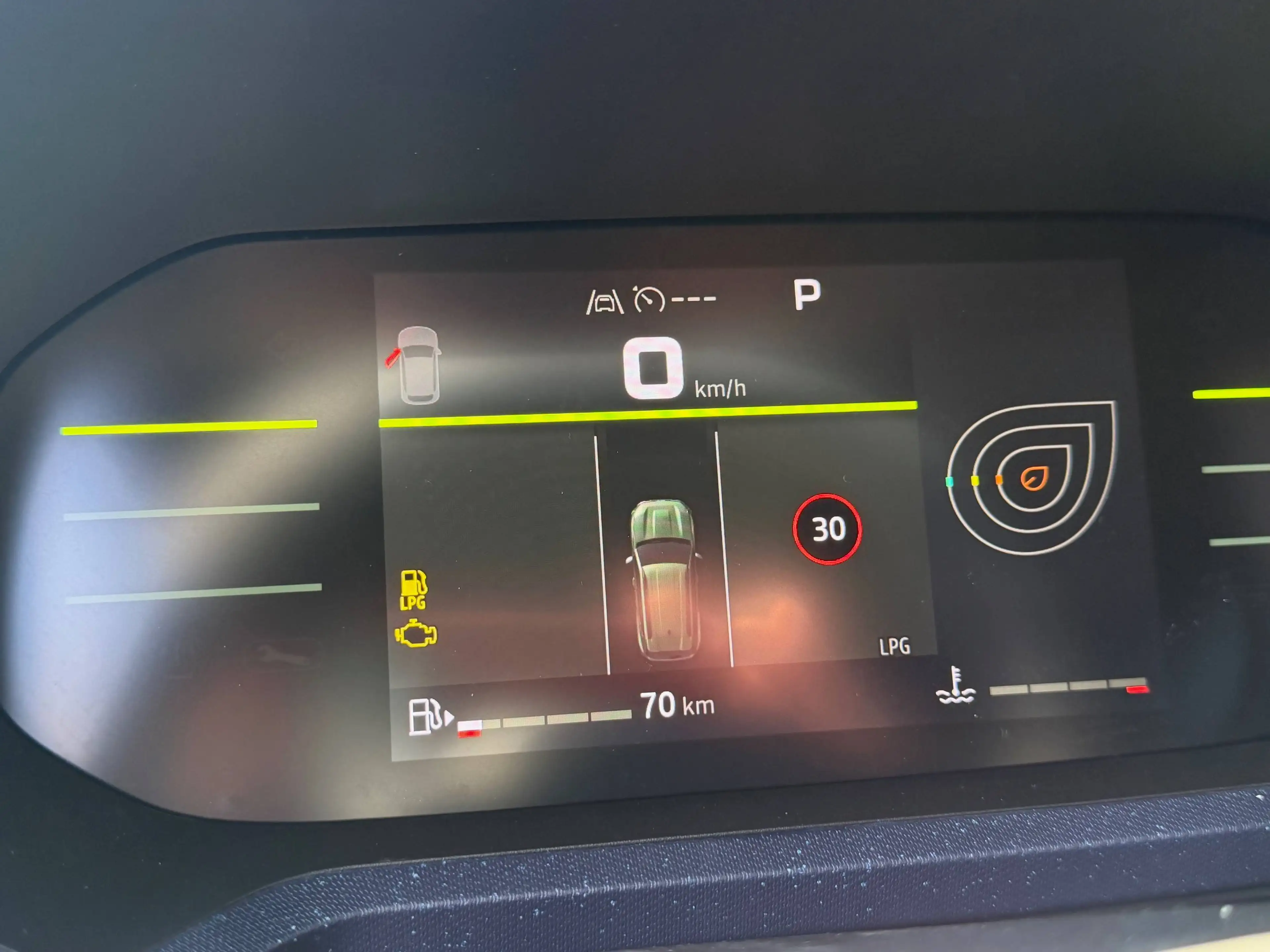 Dacia Duster ECO-G 120 Expression AUTOMATIK — photo 11