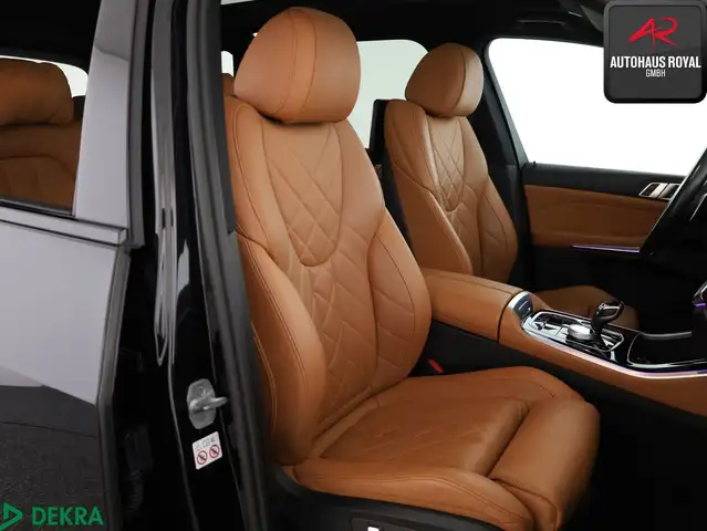 BMW X5 view 11