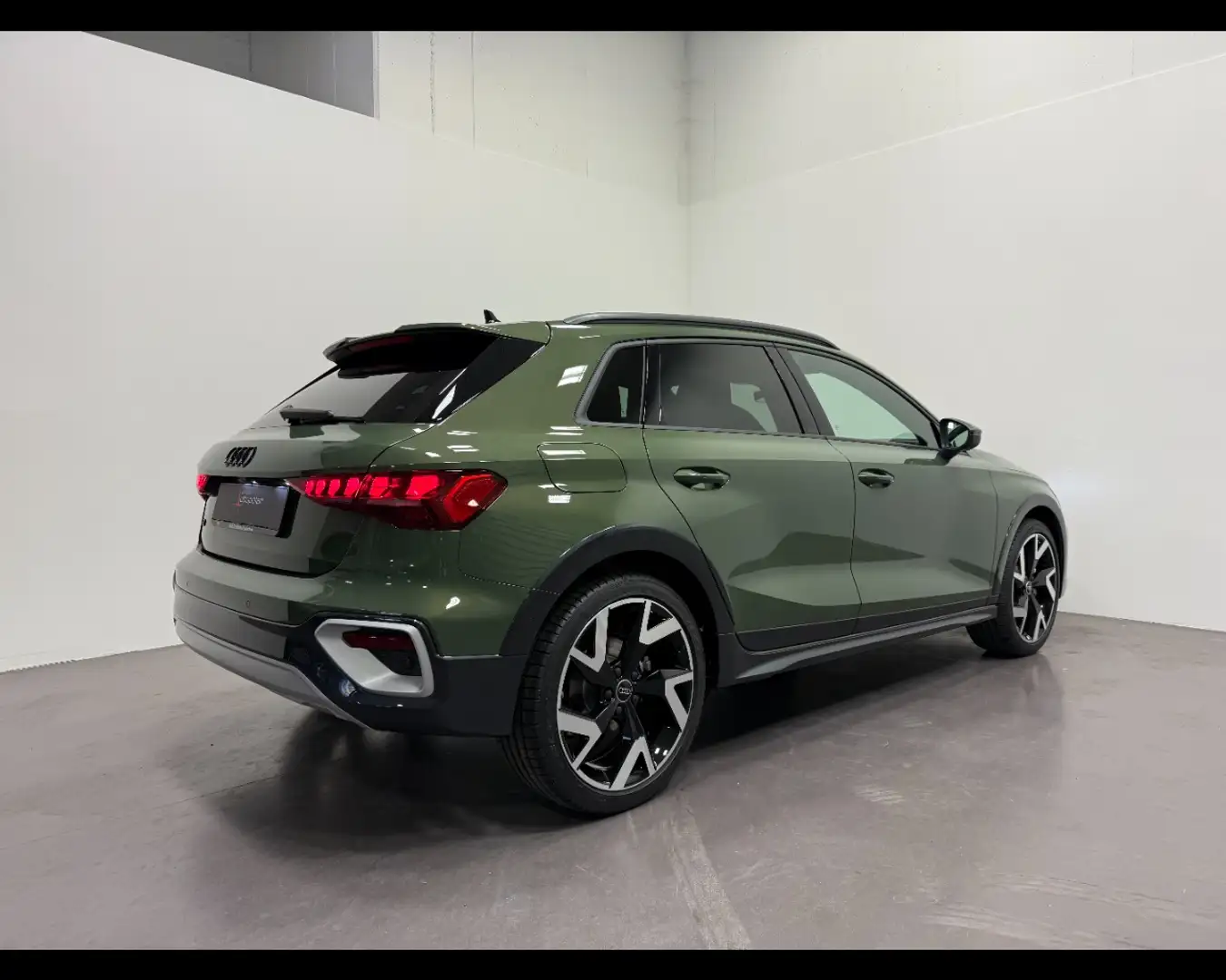 Audi A3 ALLSTREET 35 TFSI MHEV S-TRONIC S LINE Verde - 2