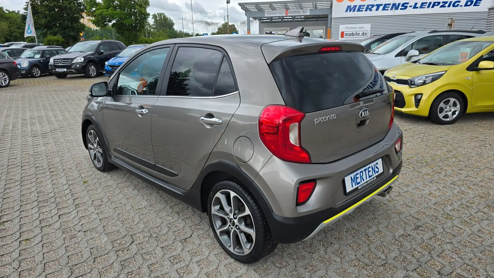 Kia Picanto X-Line Navi SHZ Kamera PDC 1. Hand Grau - 2