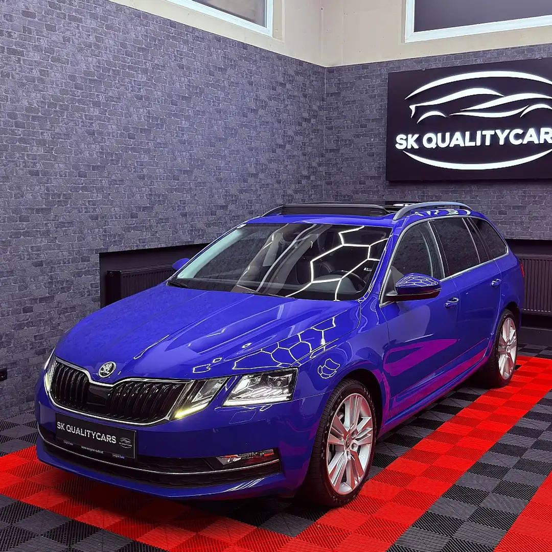 Skoda Octavia Combi 2,0 Style Limited TDI 4x4 DSG Bleu - 1
