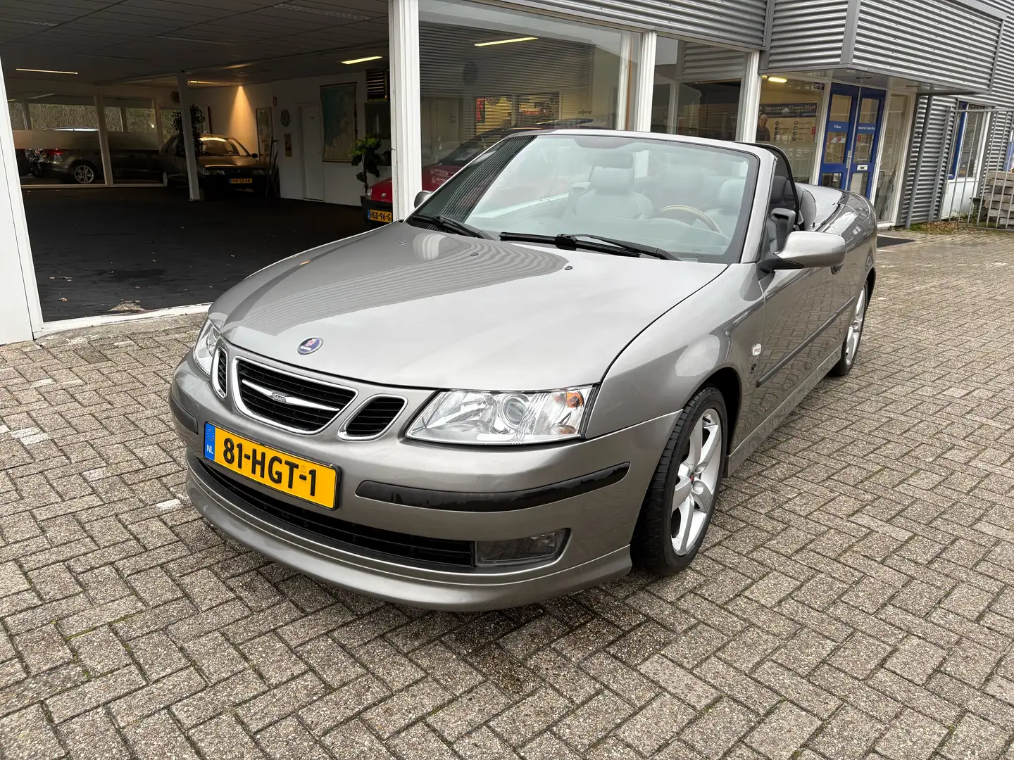 Saab 9-3 Cabrio 2.0T Aero Gris - 1