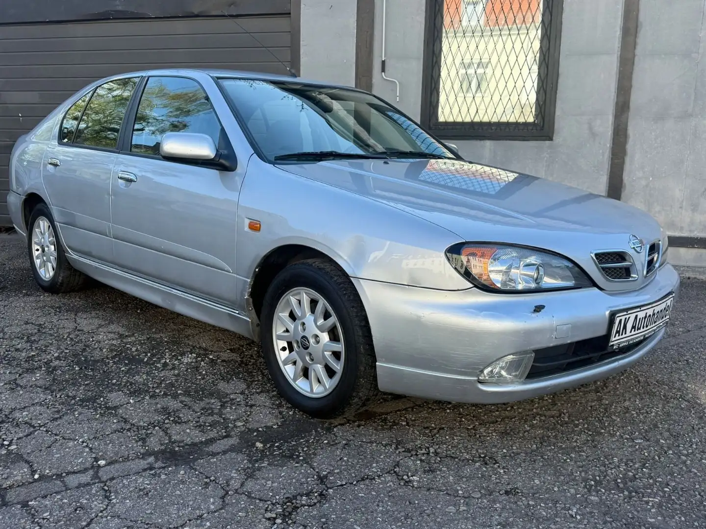Nissan Primera 1.8 Elegance Lim Klima Silber - 2