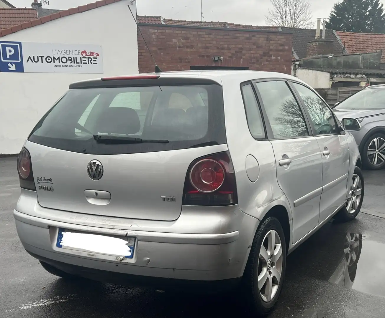 Volkswagen Polo TDI 80 Confort - 2