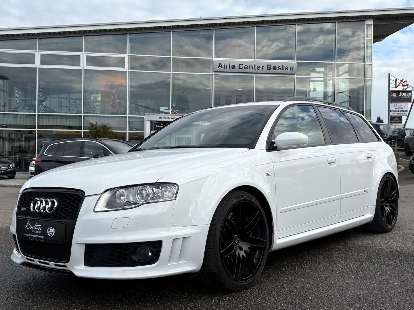 Audi RS4 Avant 4.2 FSI quattro BI-XENON/SCHALE/NAVI Weiß - 2