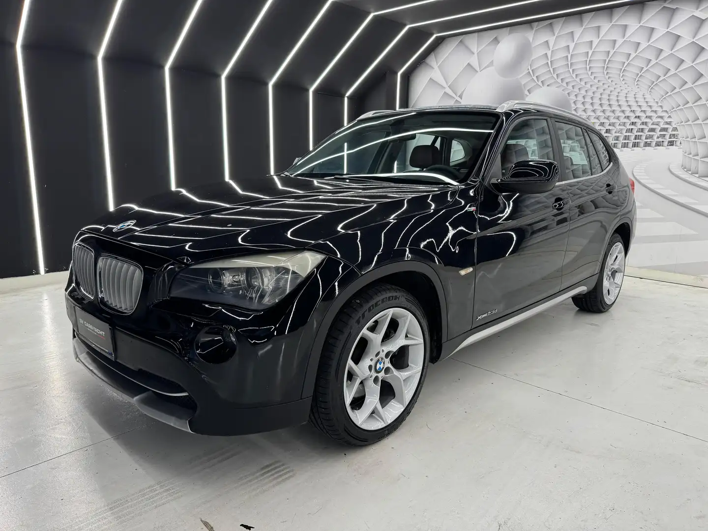 BMW X1 X DRIVE 23D-KM CERTIFICATI-24MESI GARANZIA-PERMUTE Nero - 2