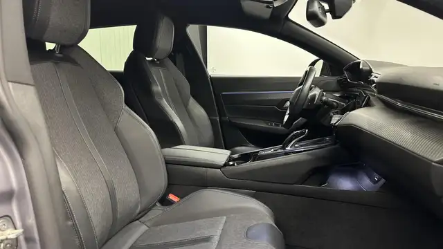 Peugeot 508 SW view 4
