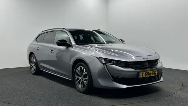 Peugeot 508 SW view 9