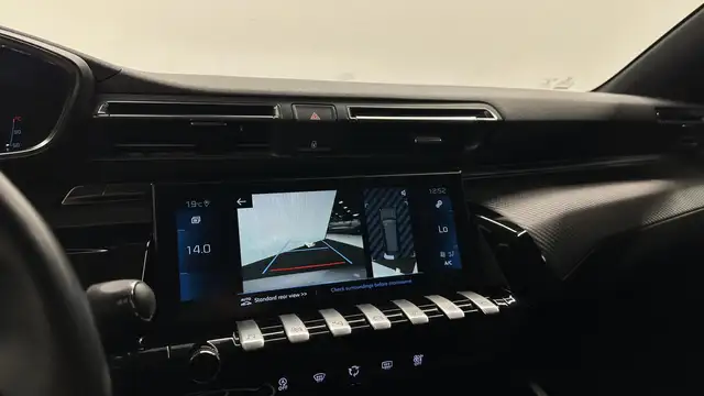 Peugeot 508 SW view 8