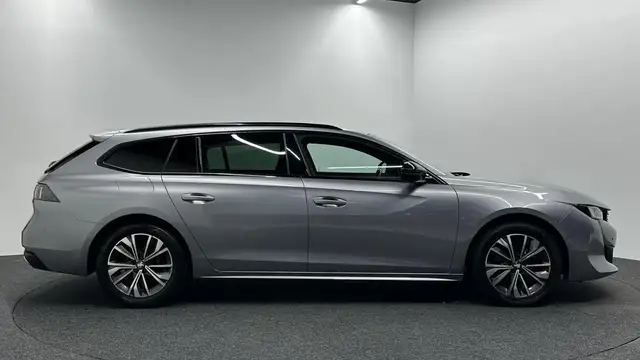 Peugeot 508 SW view 13