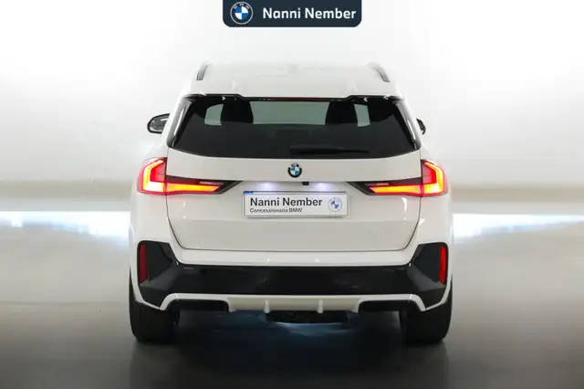 BMW X1 view 4