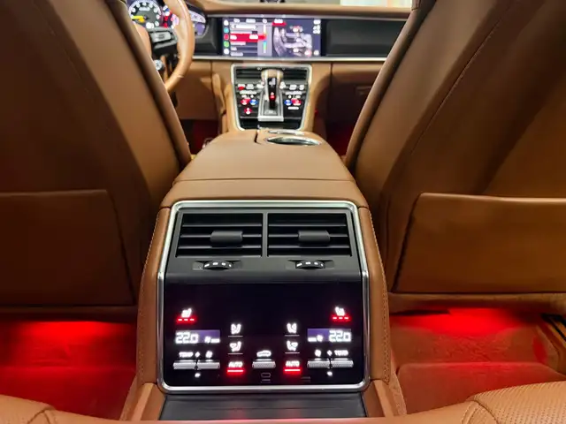 Porsche Panamera Turbo S Sport Turismo V8 700PS* PORSCHE EXCLUSIVE* Ansicht 33