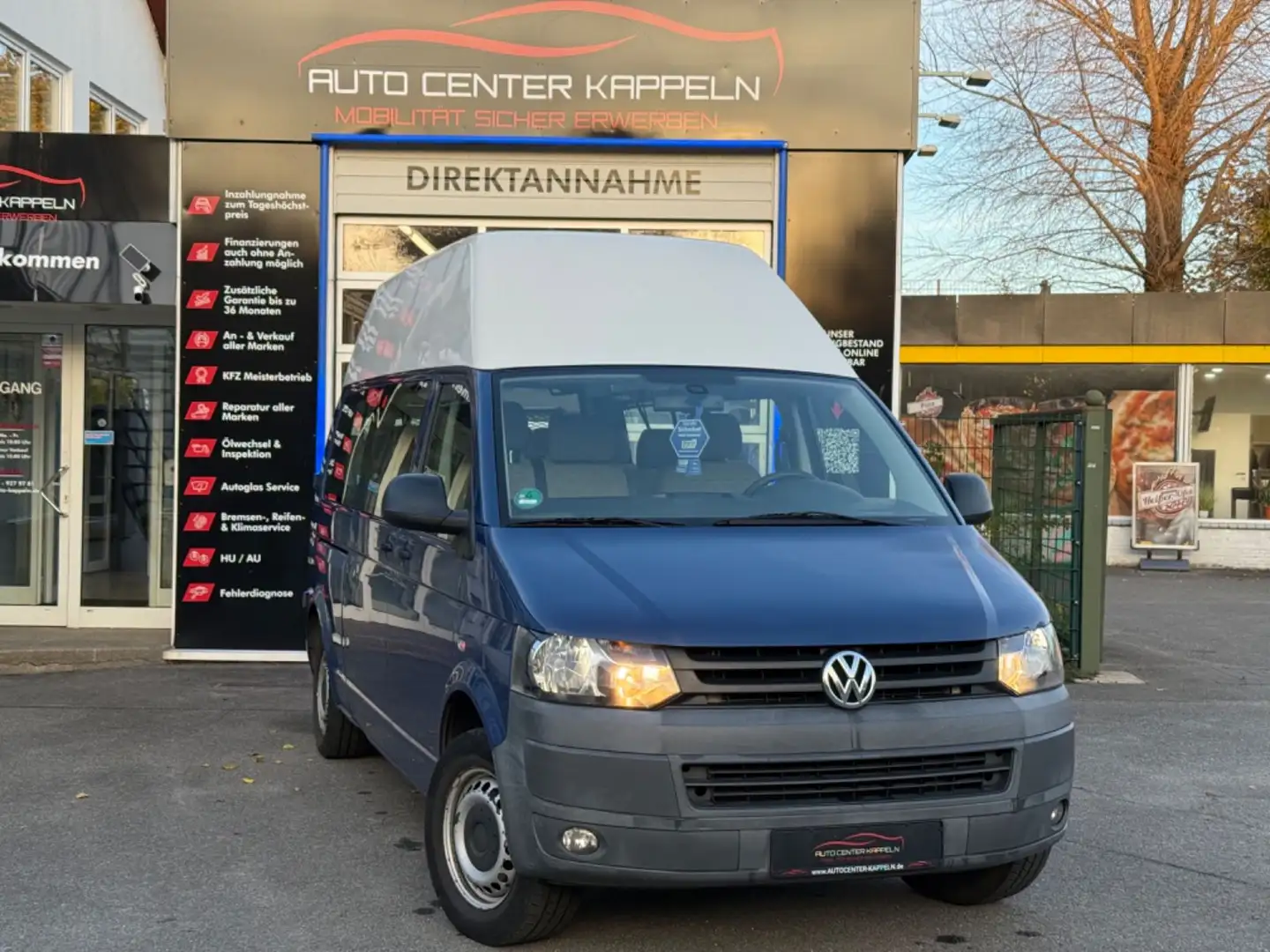 Volkswagen T5 Transporter T5 Hochdach lang Behindertengerecht/Rollstuhl Blau - 1