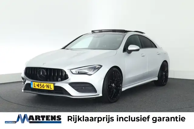 Mercedes-Benz CLA 200 163pk Solution AMG Trekhaak Camera Burmester Stoel