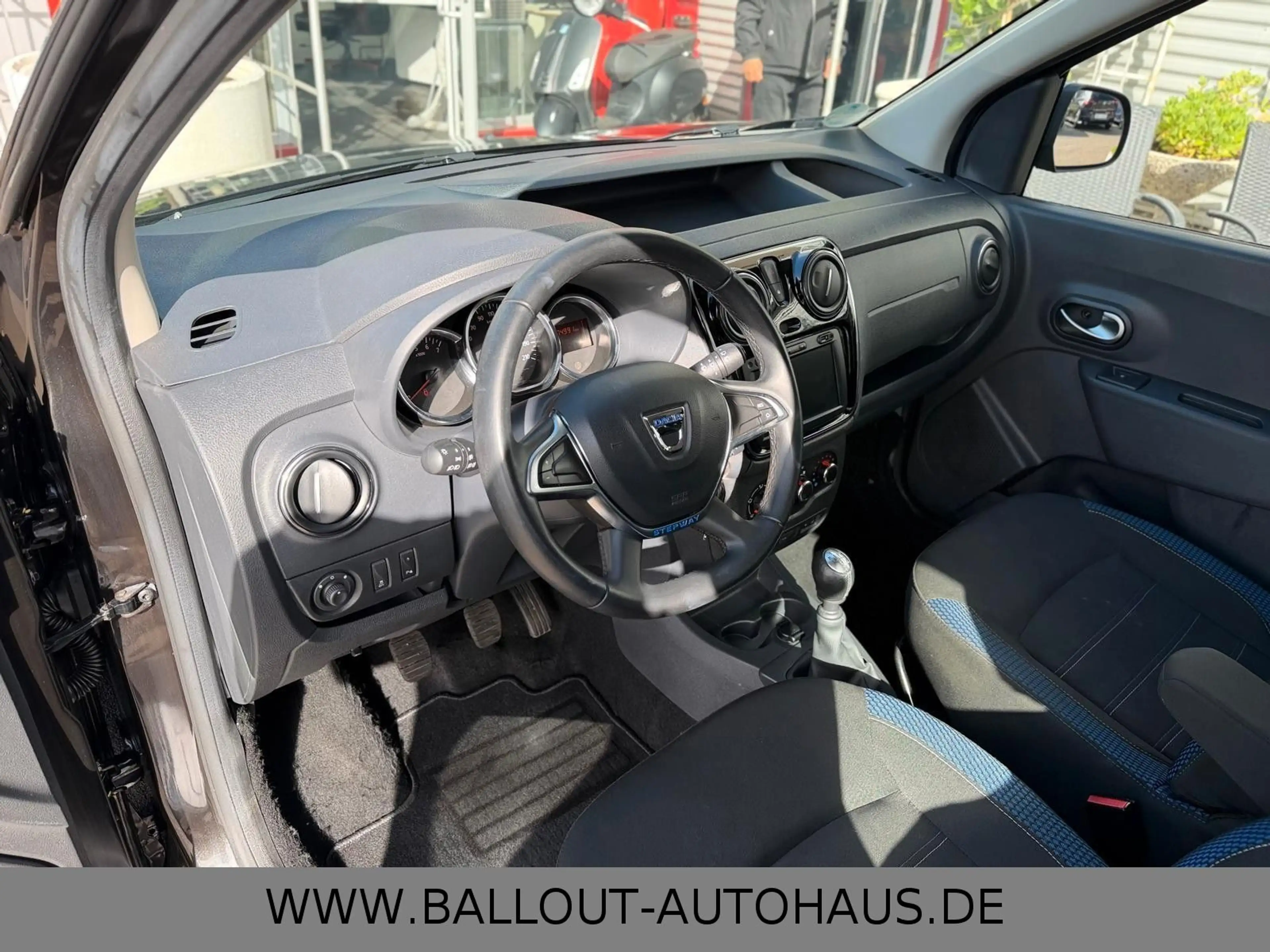 Dacia Dokker Stepway Pro*1.HAND*KLIMA*NAVI*TEMPO*SHZ* — photo 8