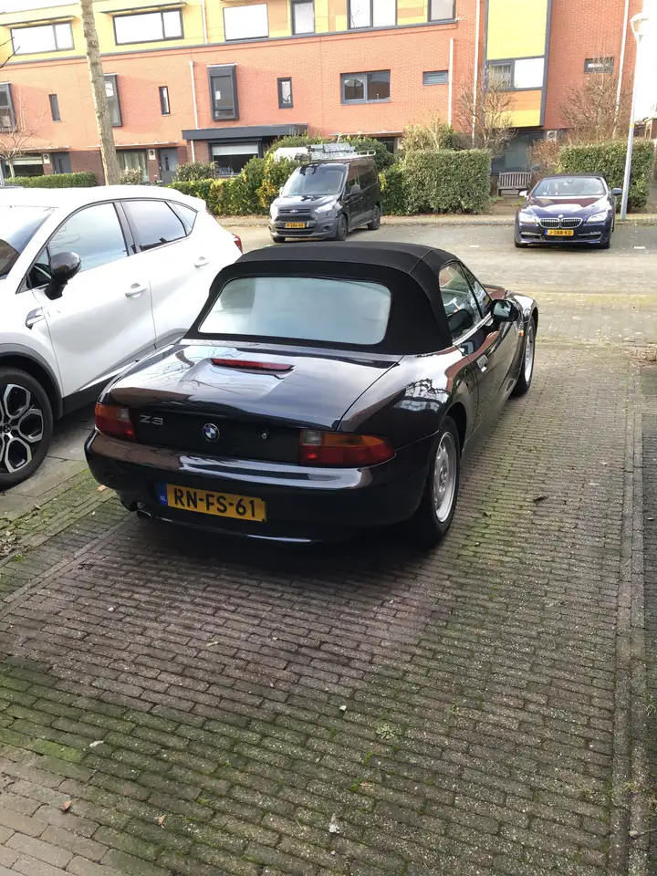 BMW Z3 1.9, foto 2