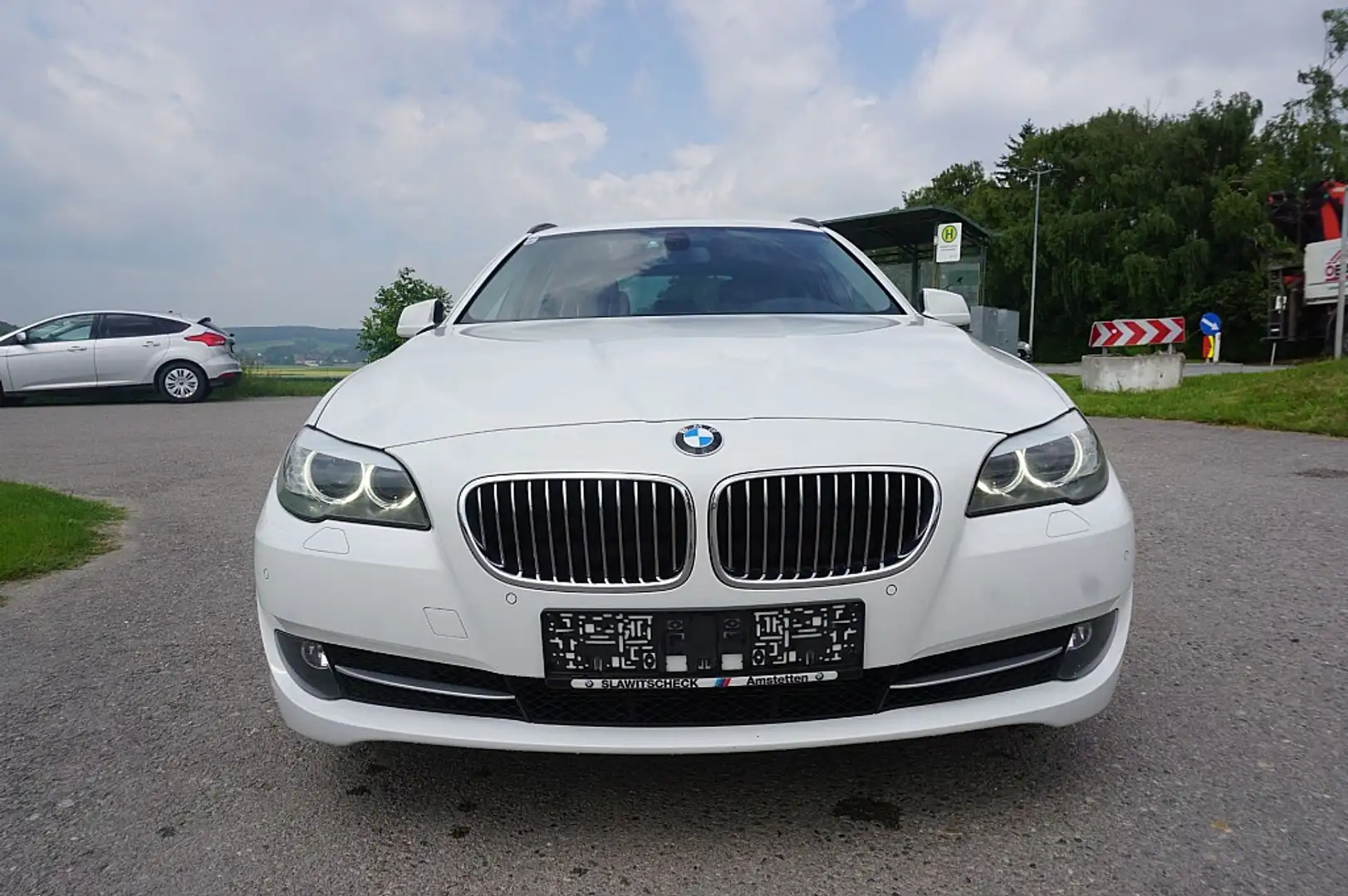 BMW 520 5er-Reihe Kombi Diesel (F11)  Touring Österreic... Weiß - 1