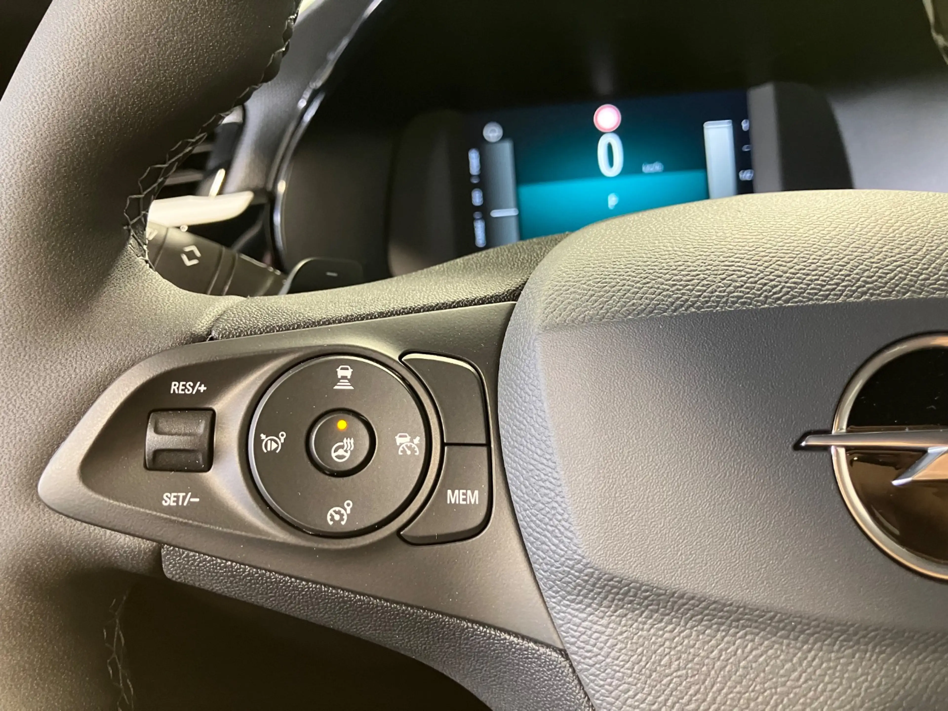 Opel Corsa F 1.2 Turbo GS ACC+LED+Navi+SHZ+Kam.+PDC — photo 7