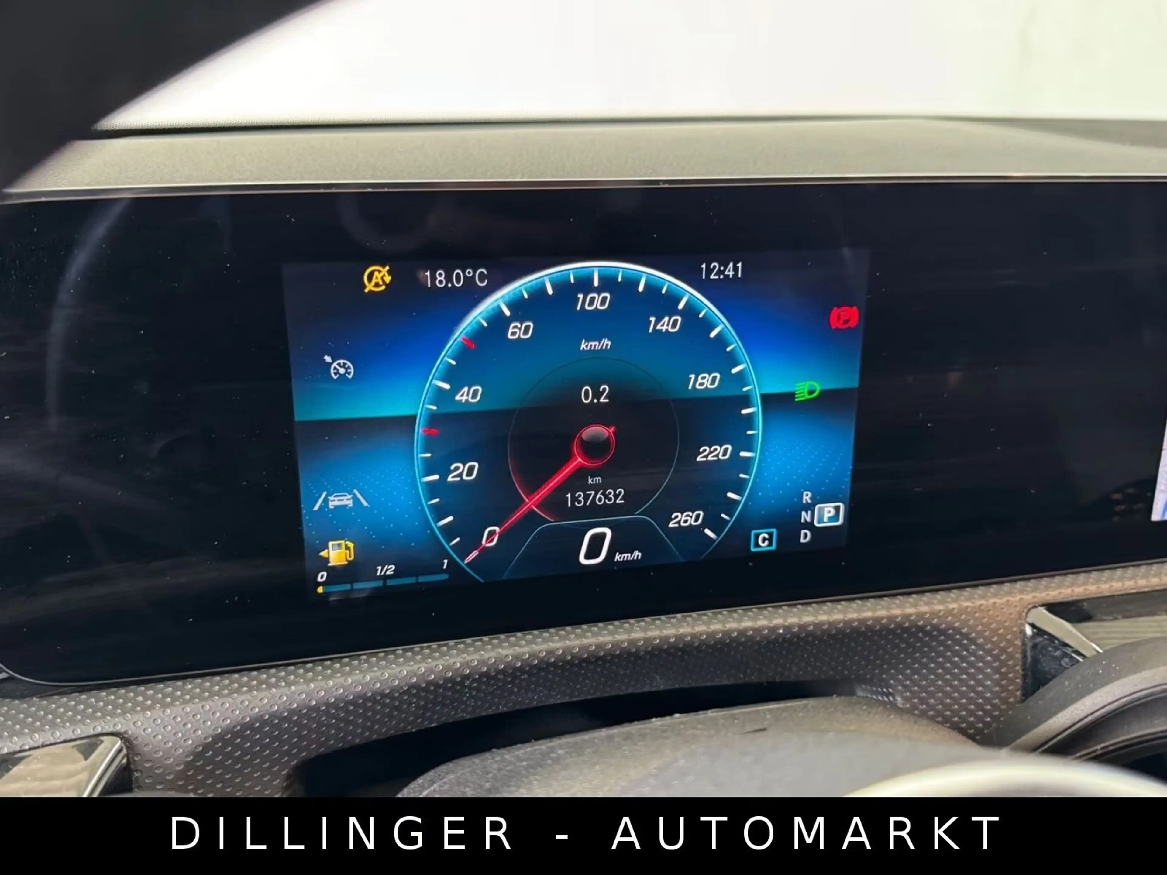 Mercedes-Benz CLA 220 8G LED Nav AHK Leder Shz Temp Kam 1Hd — photo 9