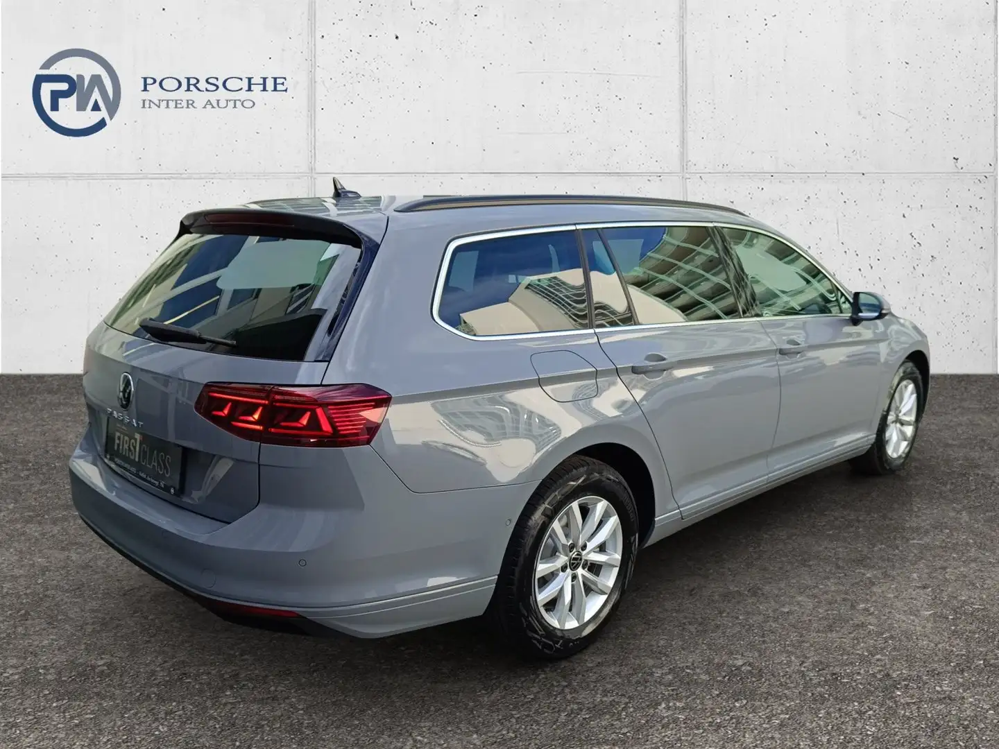 Volkswagen Passat Variant Business TDI Grau - 2