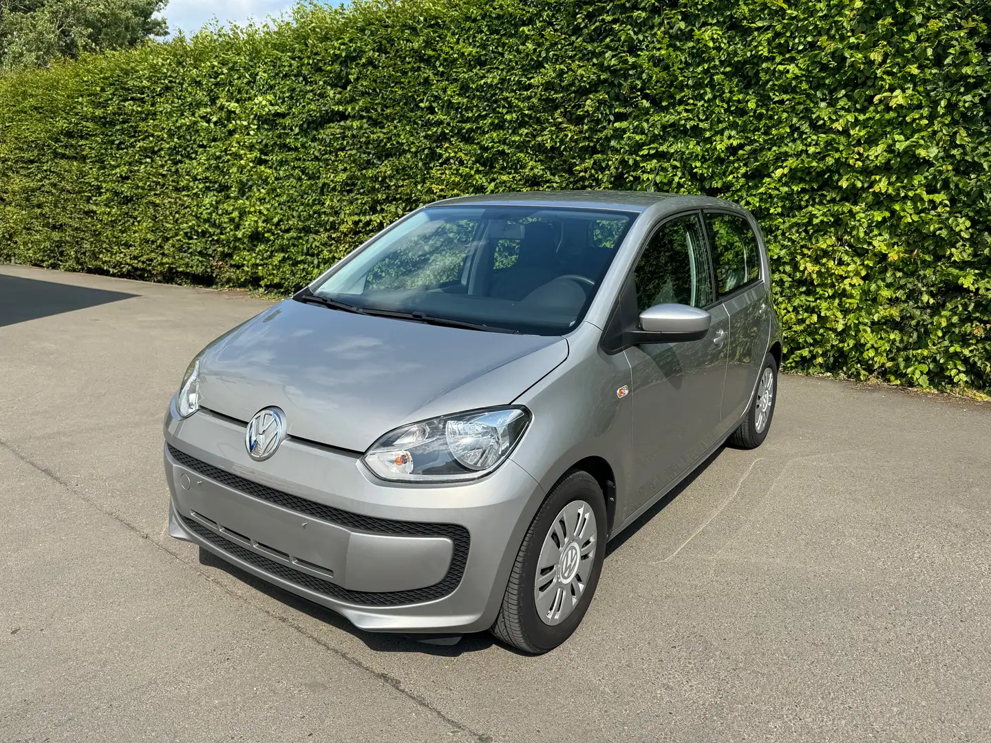 Volkswagen up! 1.0i / AUTOMATIQUE / / AIRCO / Gris - 1