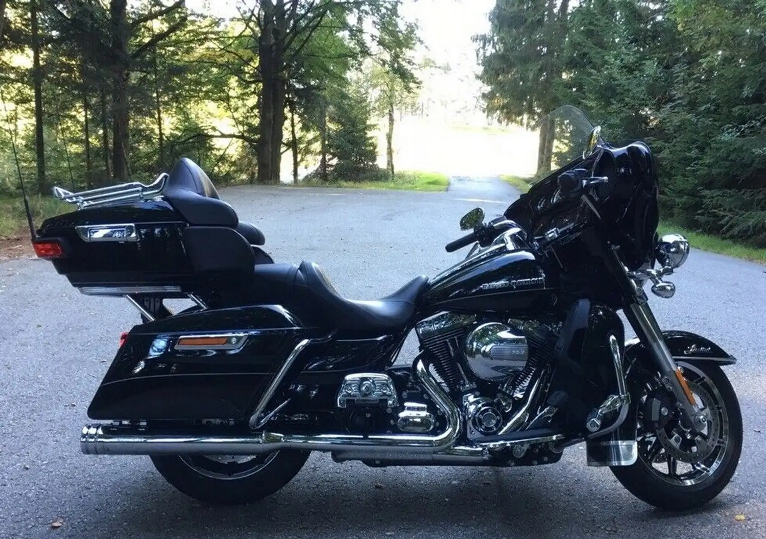 Harley-Davidson Electra Glide Ultra Limited 103 FLHTK Negru - 2