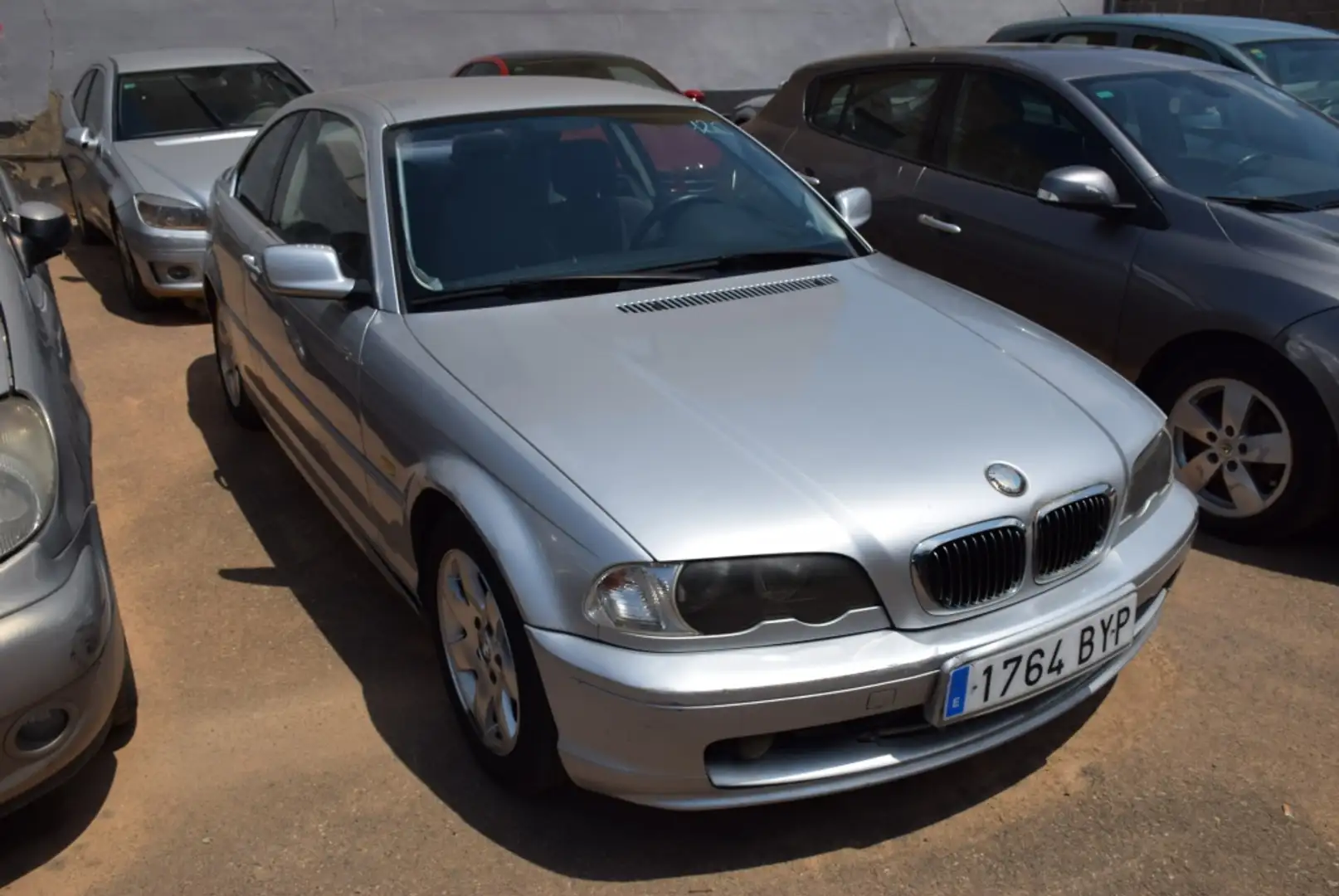 BMW 320 Ci Gris - 2
