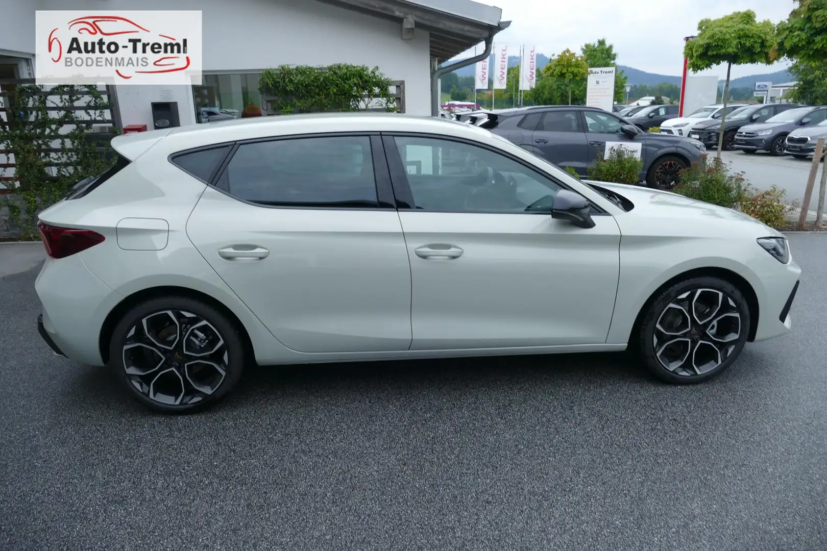 CUPRA Leon 1.5 e-TSI DSG 150 PS Facelift 18" Windstorm Kam... Grau - 2