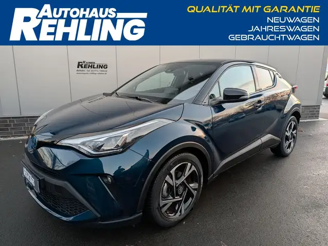 Toyota C-HR Hybrid Team D, Kurvenlicht, Winterräder
