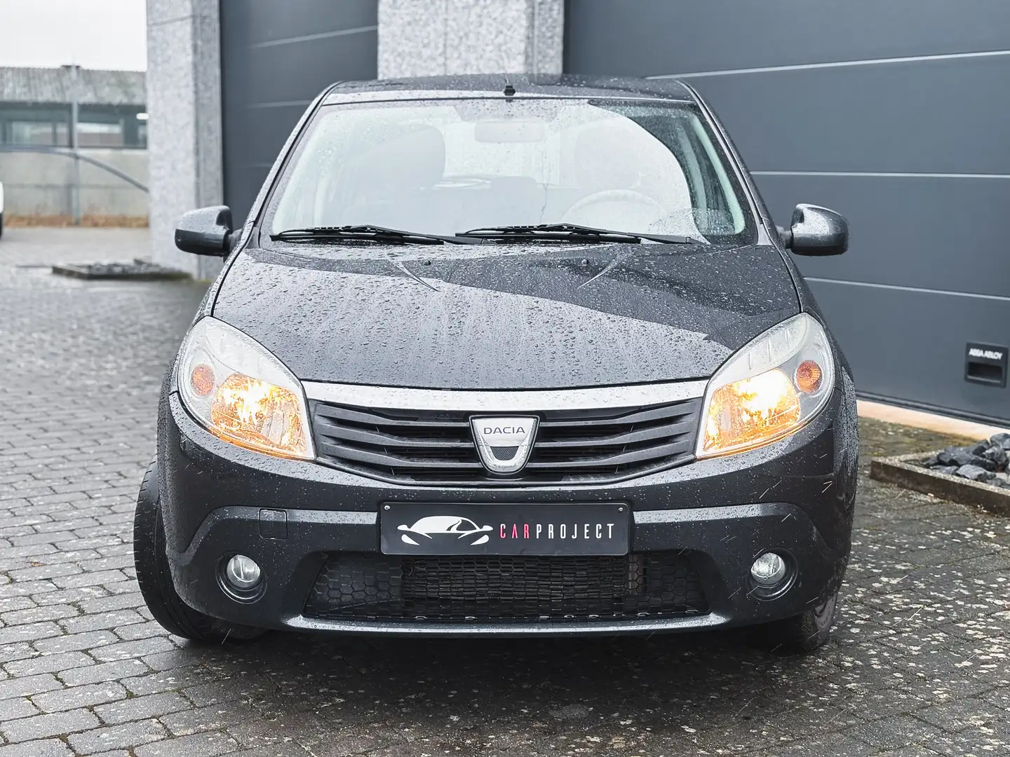 Dacia Sandero MARCHAND OU EXPORT ! 1.2i, Clim, Radio Noir - 2