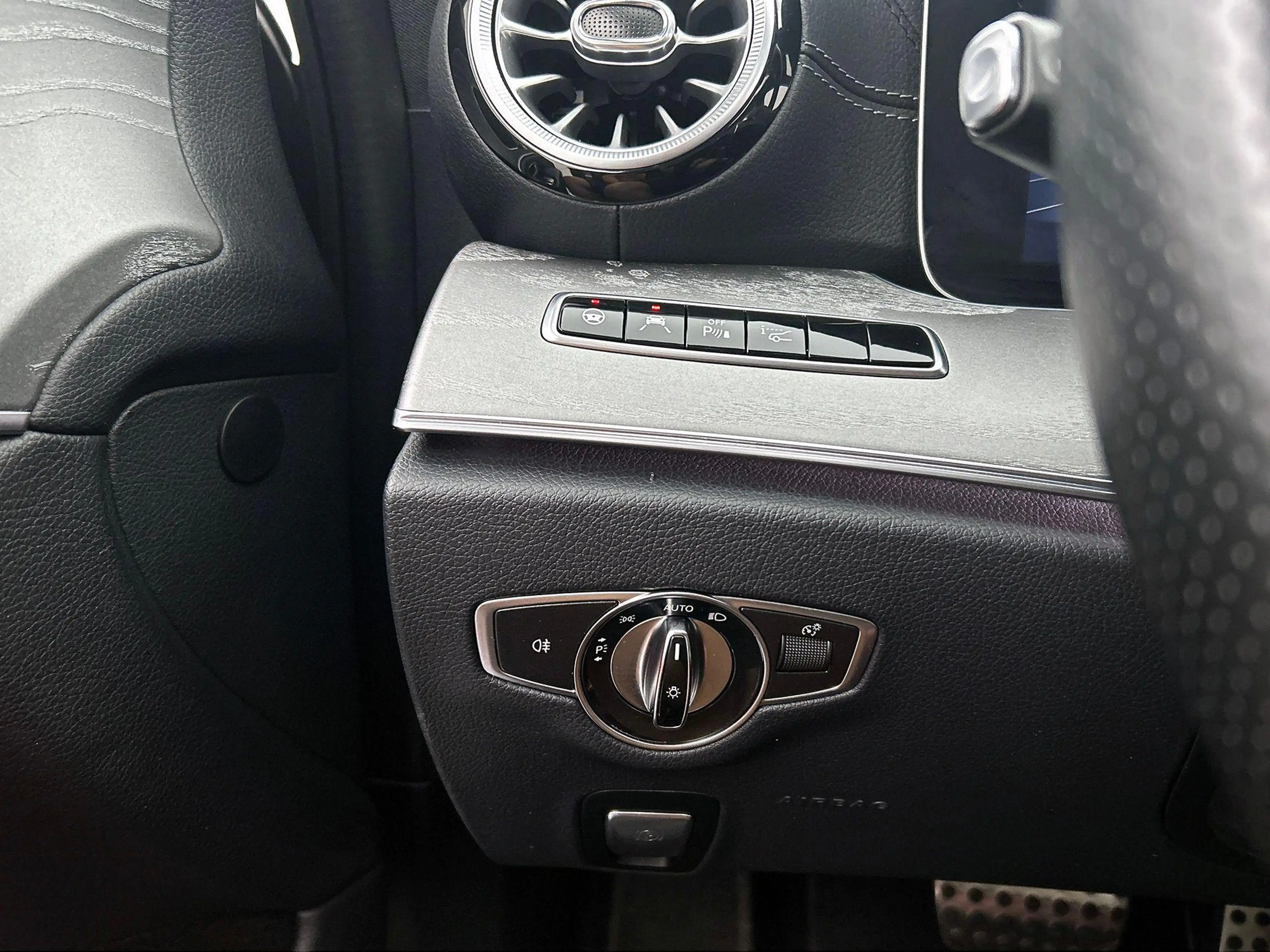 Mercedes-Benz CLS 350 D 4MATIC AMG Line | Panoramisch Dak | Memory Zetel — photo 13