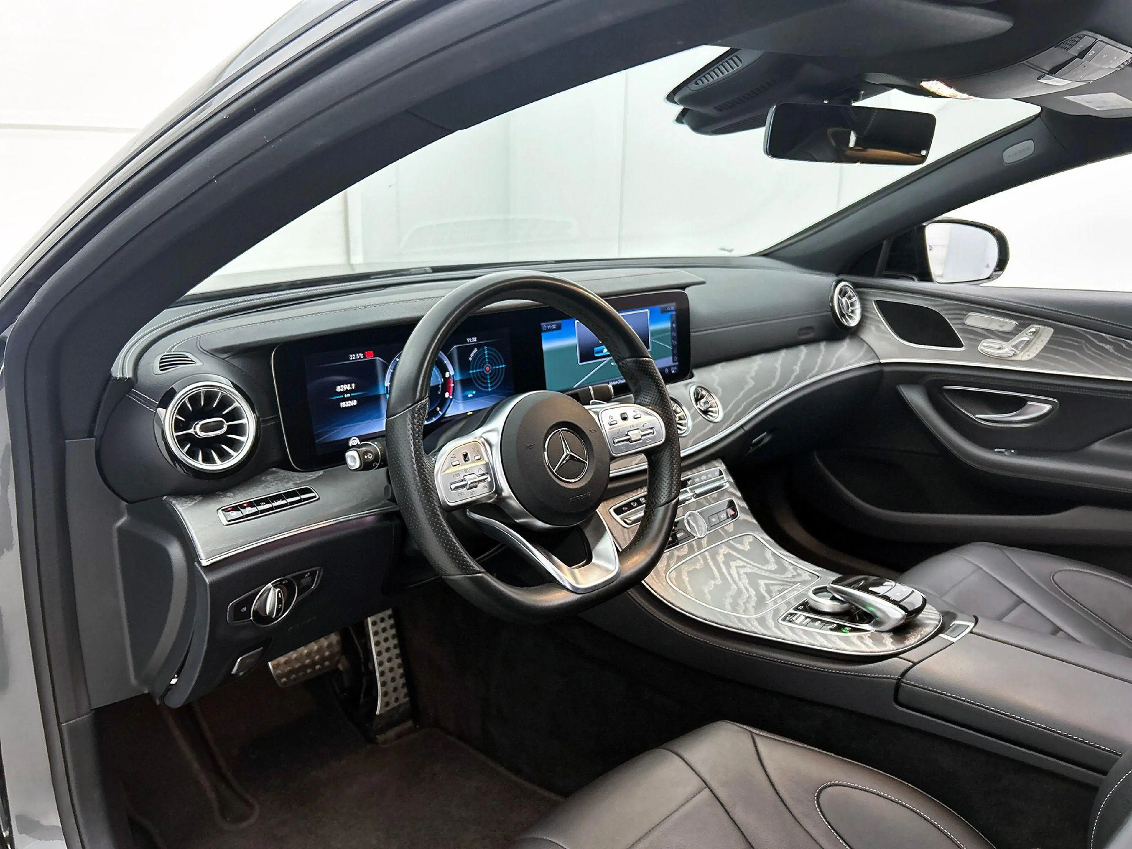 Mercedes-Benz CLS 350 D 4MATIC AMG Line | Panoramisch Dak | Memory Zetel — photo 8