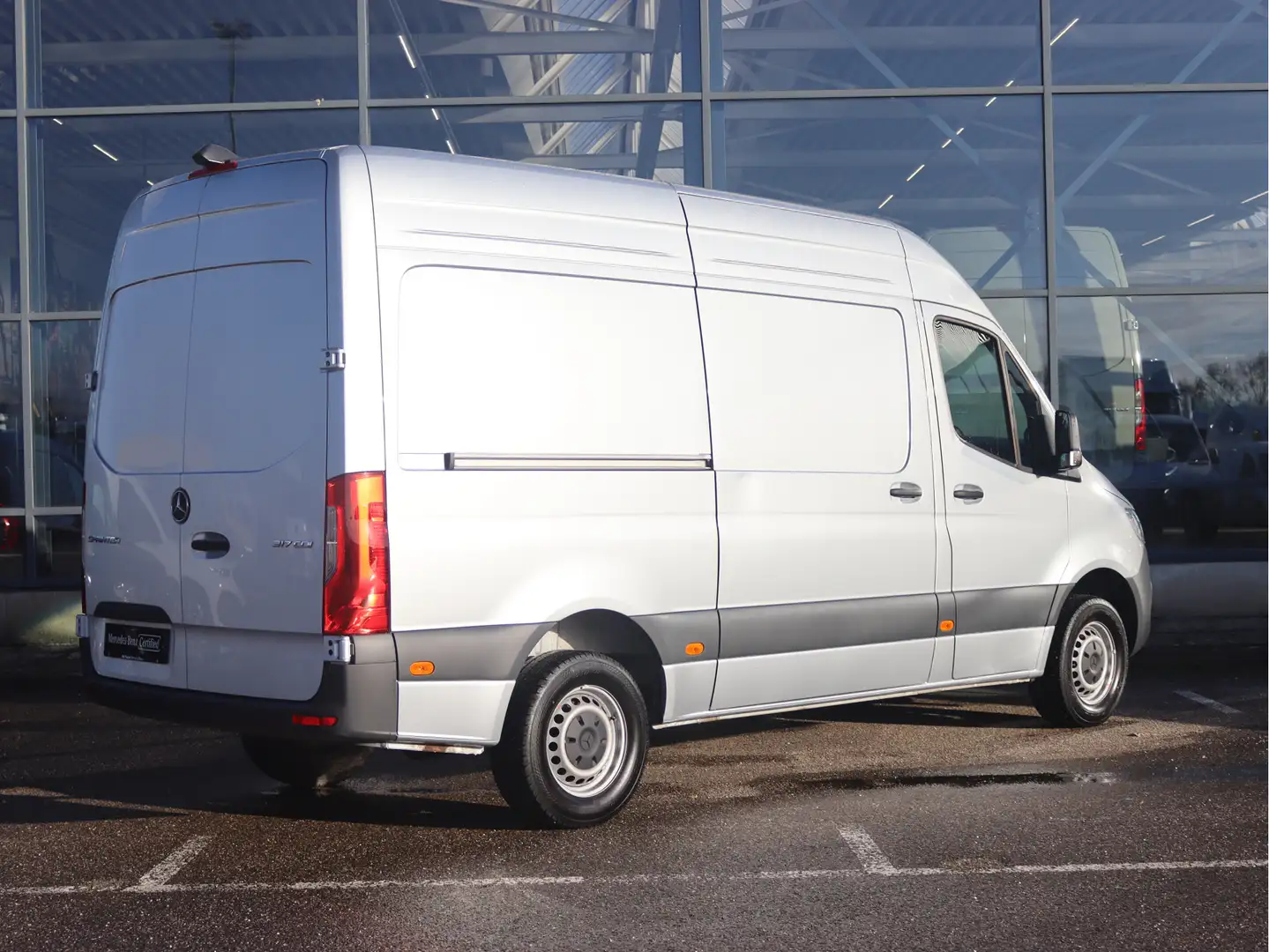 Mercedes-Benz Sprinter 317 CDI L2H2 Pro | AIRCO/CAMERA/DISTRONIC | Certif Silber - 2