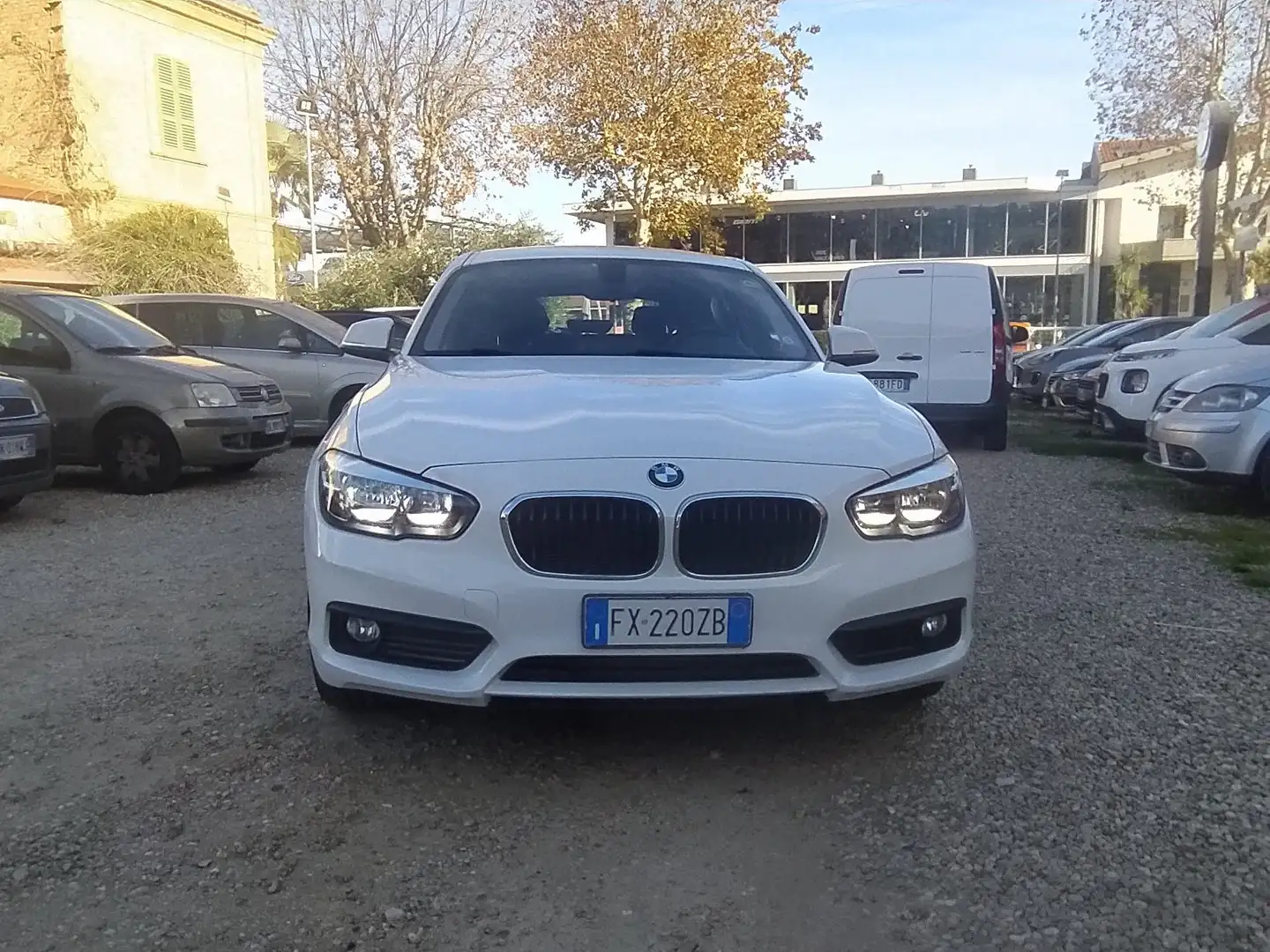 BMW 116 116d 5p Advantage auto Bianco - 2