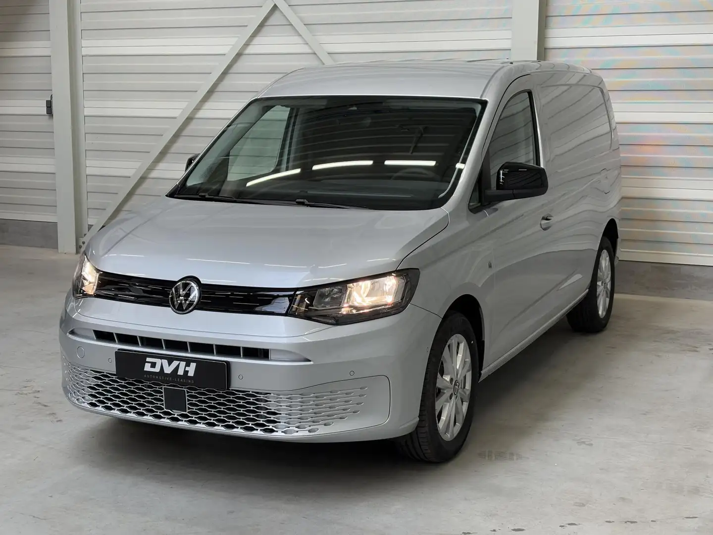 Volkswagen Caddy Cargo Maxi 2.0 TDI Style Plateado - 2