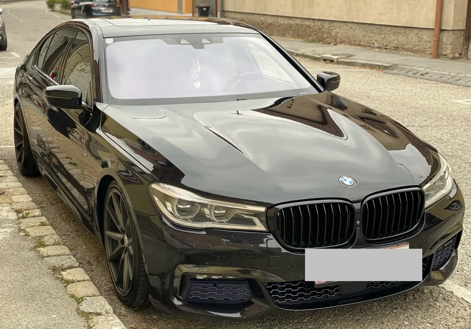 BMW 730 730d xDrive M-Paket - 2