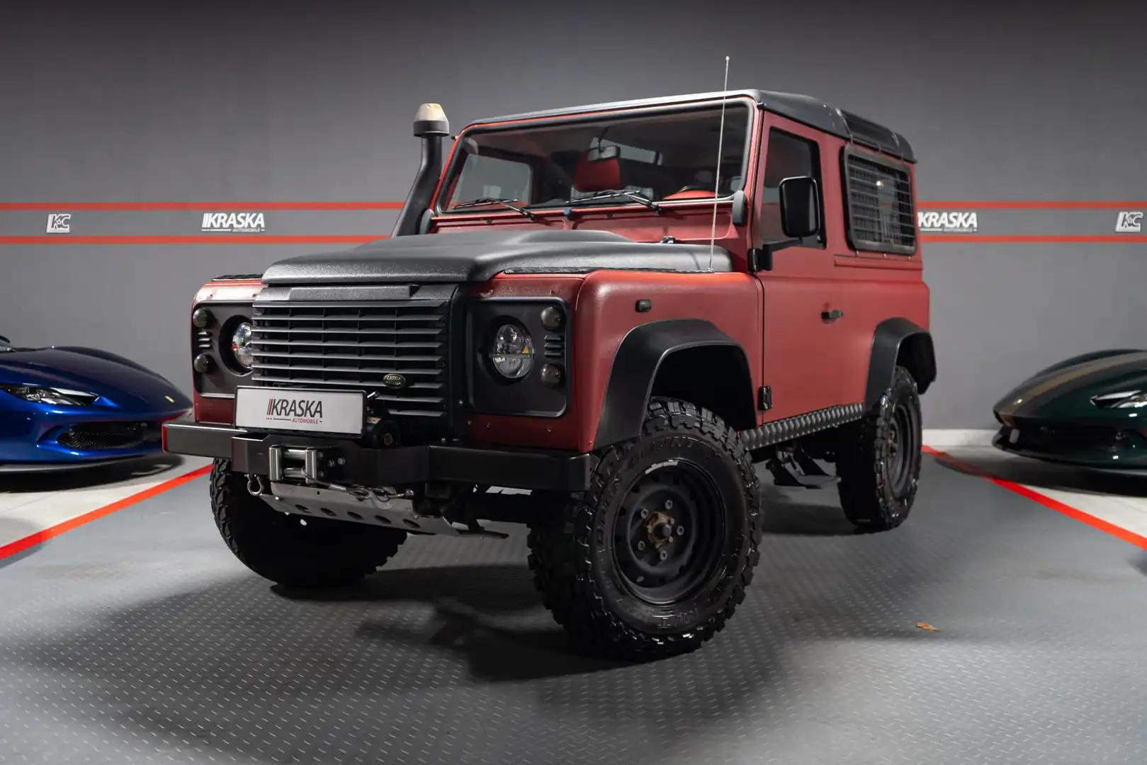 Land Rover Defender 2.4 Td4 90 Station Wagon Raptor-Lack Roşu - 2