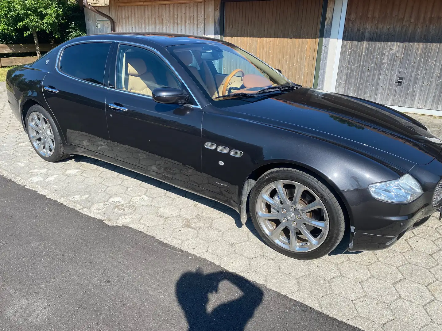Maserati Quattroporte 4.2 Executive Geschäftsführer GT Grau - 1