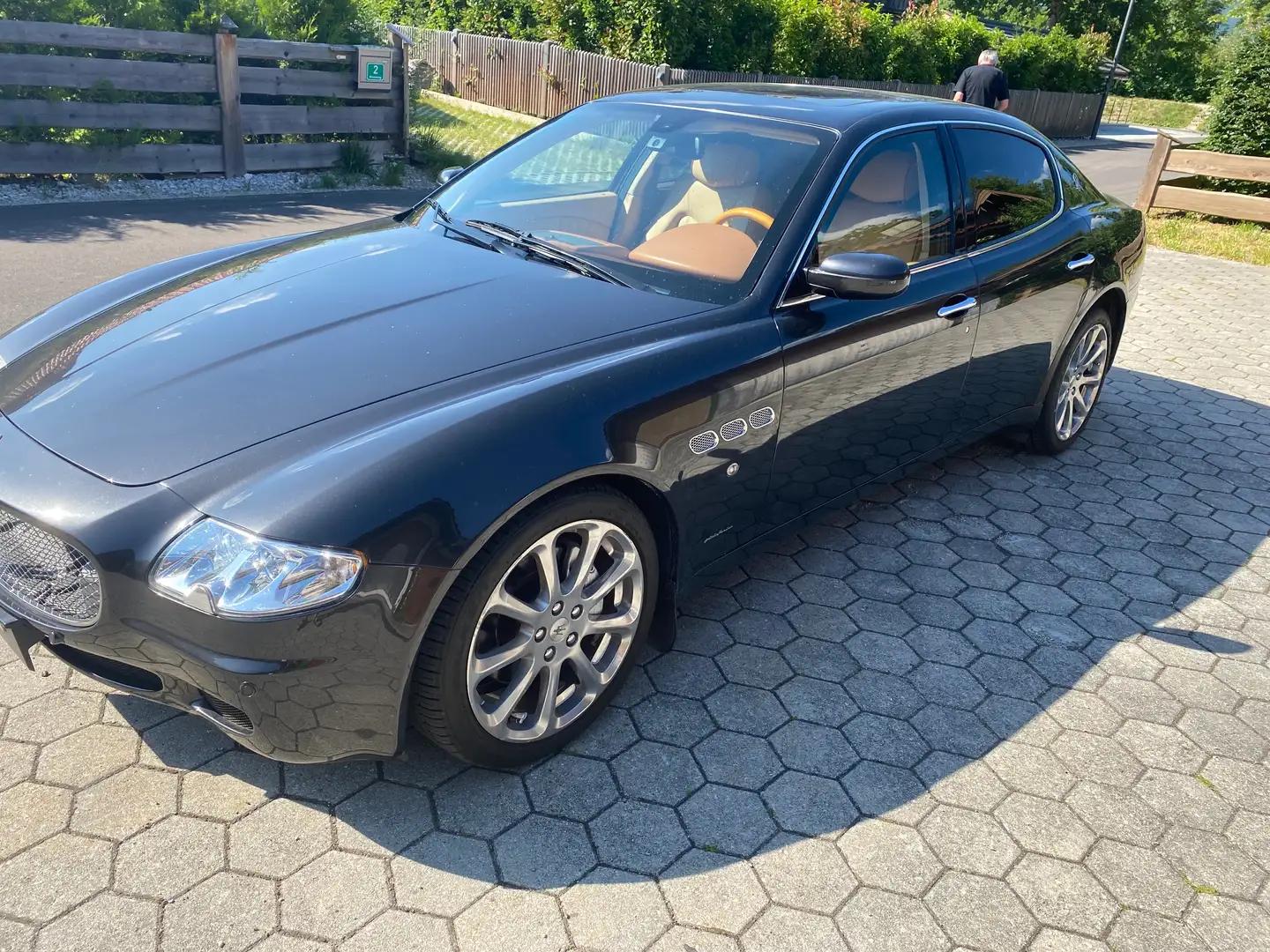 Maserati Quattroporte 4.2 Executive Geschäftsführer GT Grau - 2