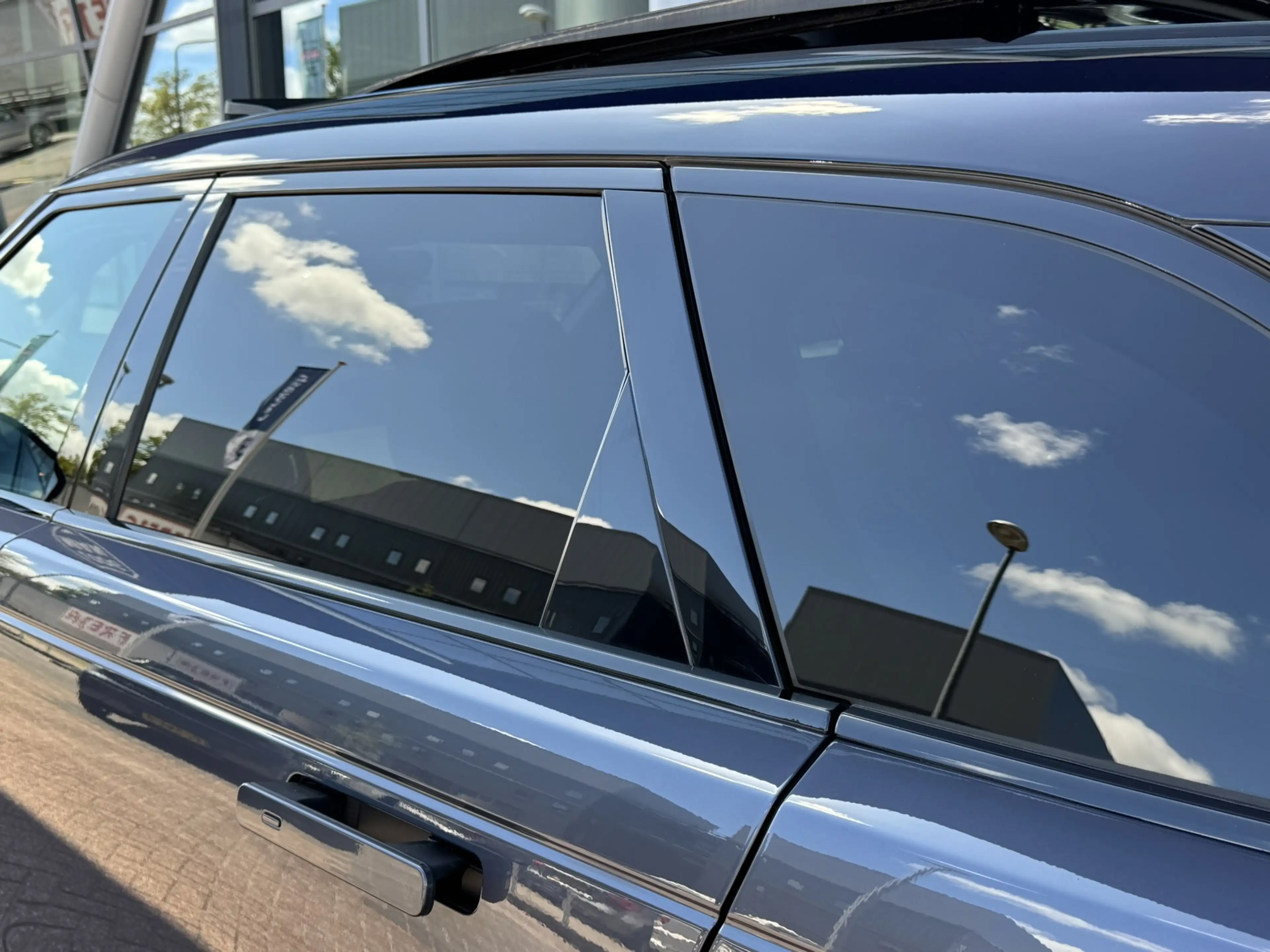 Land Rover Range Rover Velar 2.0 P400e AWD R-Dynamic HSE PHEV FACELIFT 404pk — photo 33